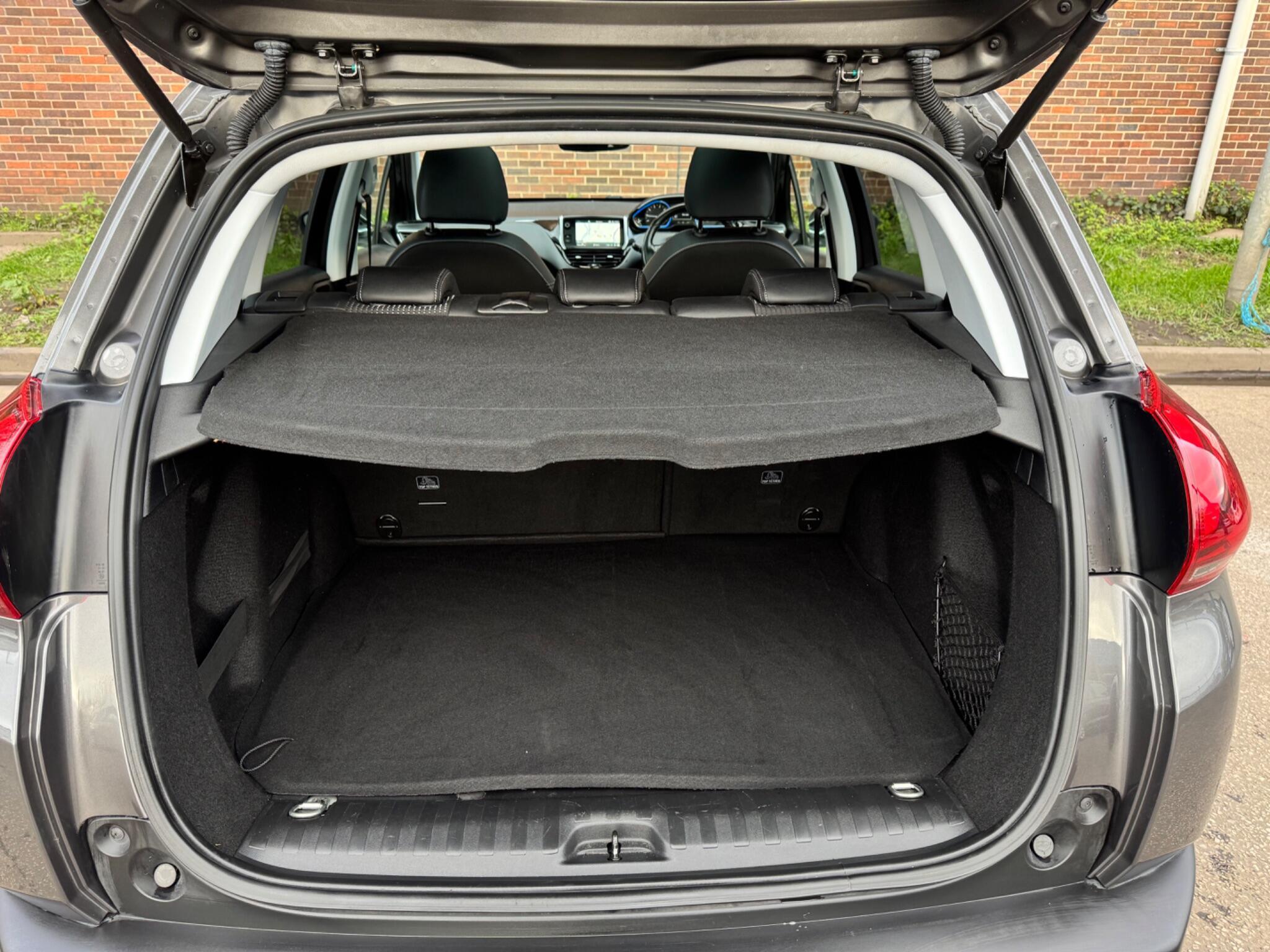 Peugeot 2008 - Image 22