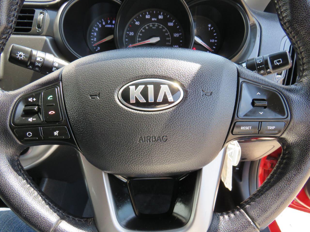 Kia Rio - Image 16