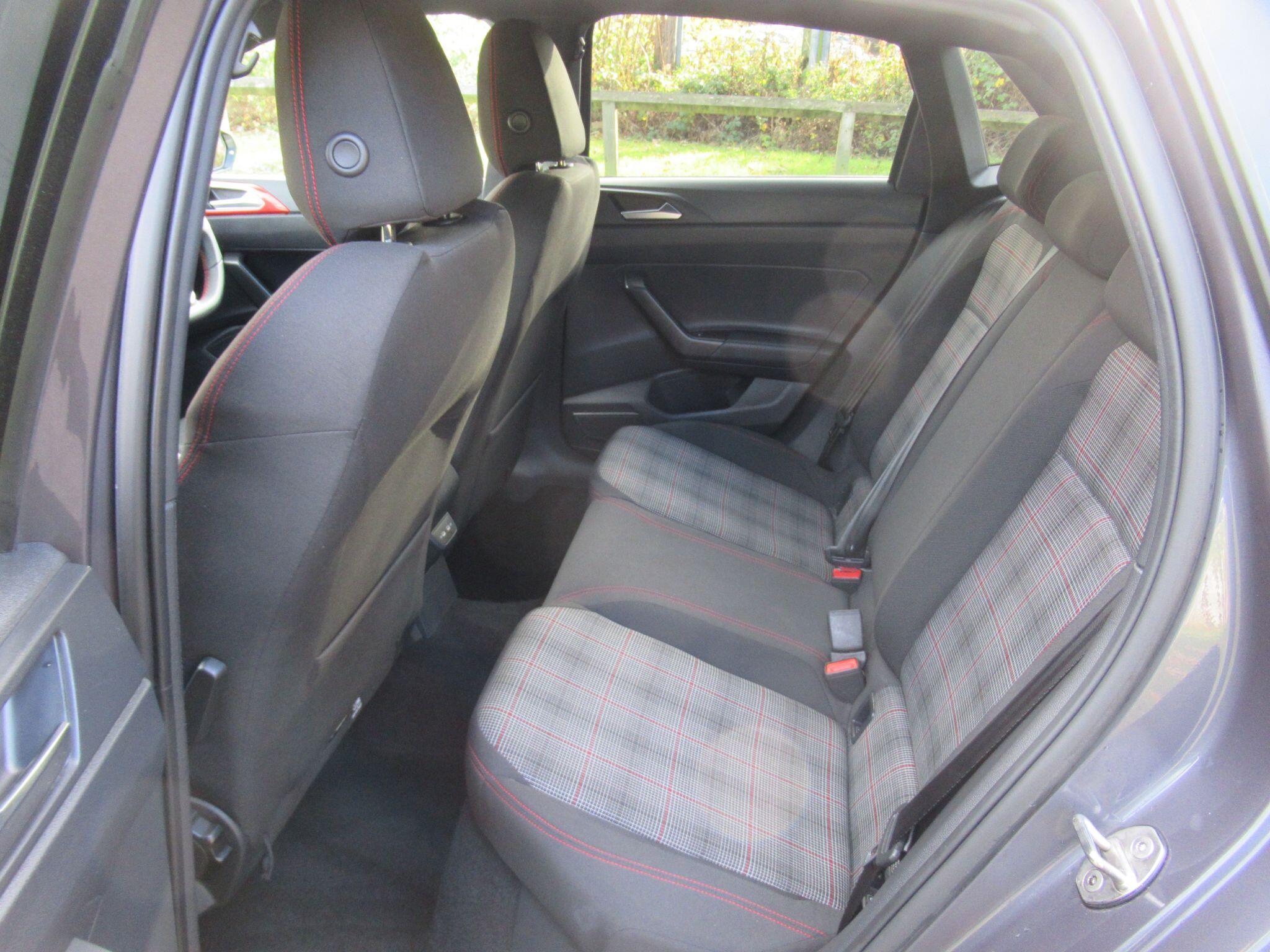 Volkswagen Polo - Image 19