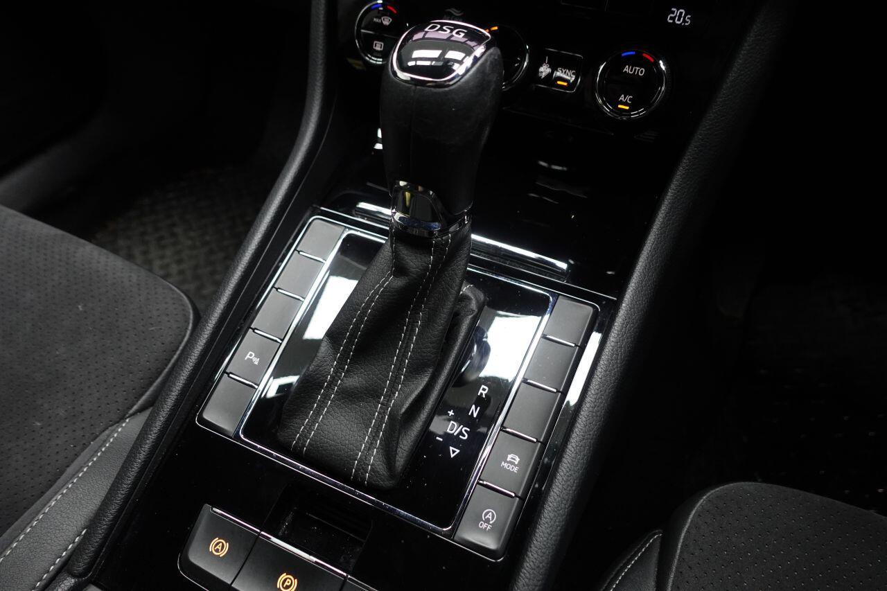Skoda Superb - Image 41