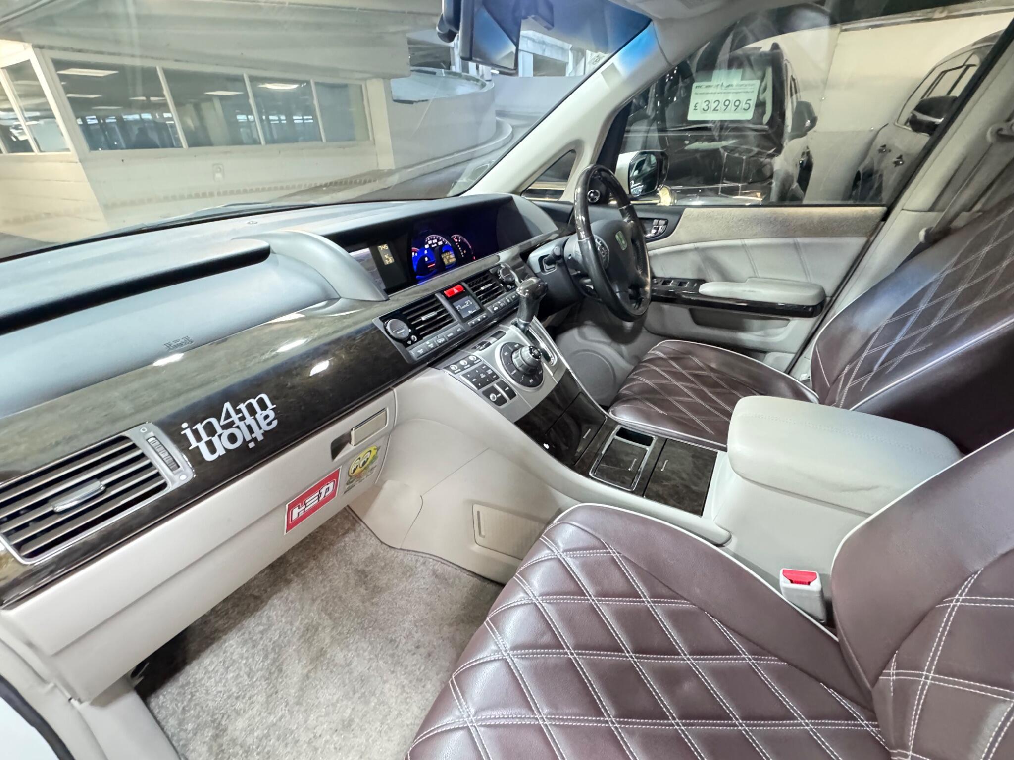 Honda Elysion - Image 10