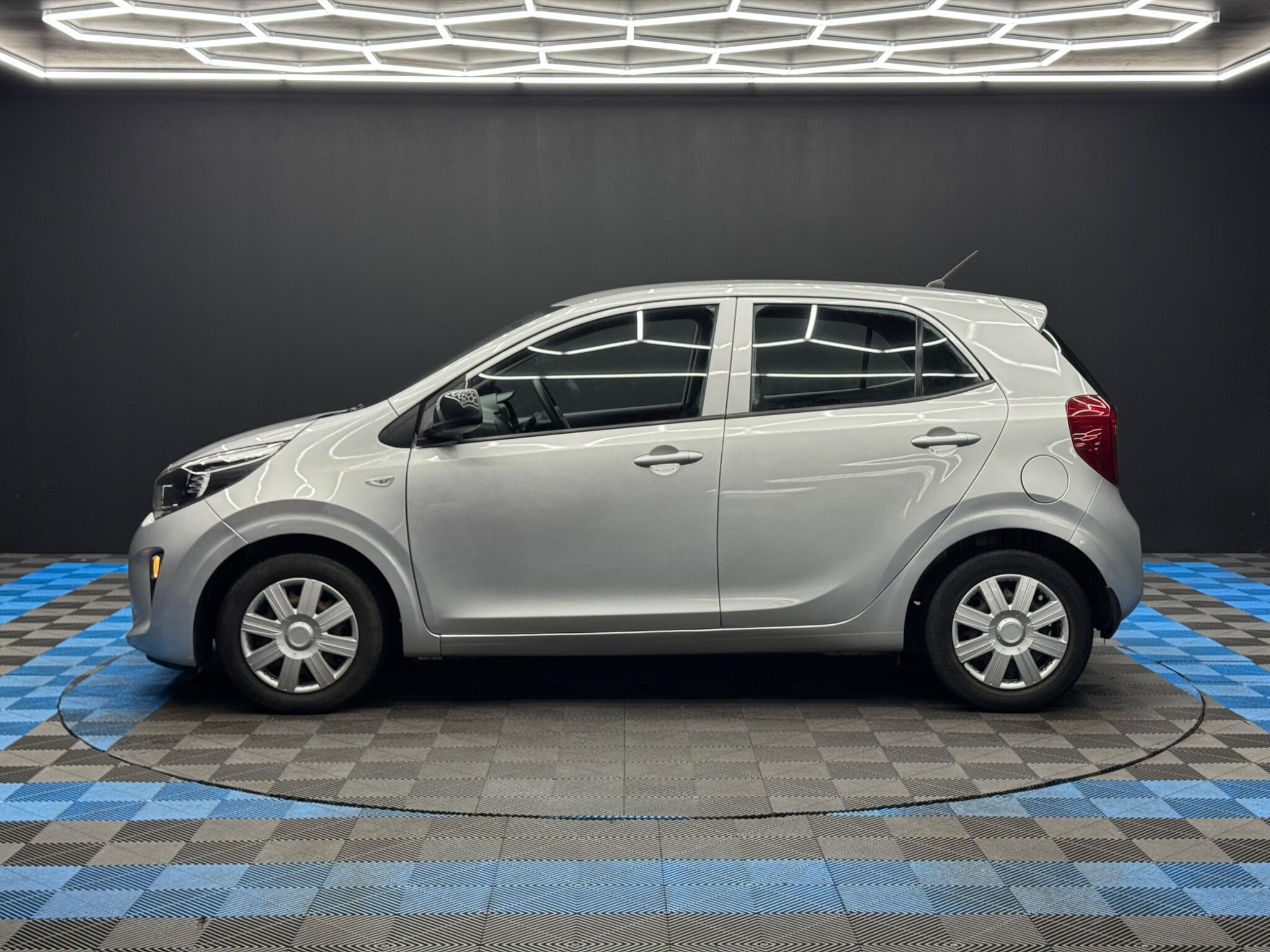 Kia Picanto - Image 10