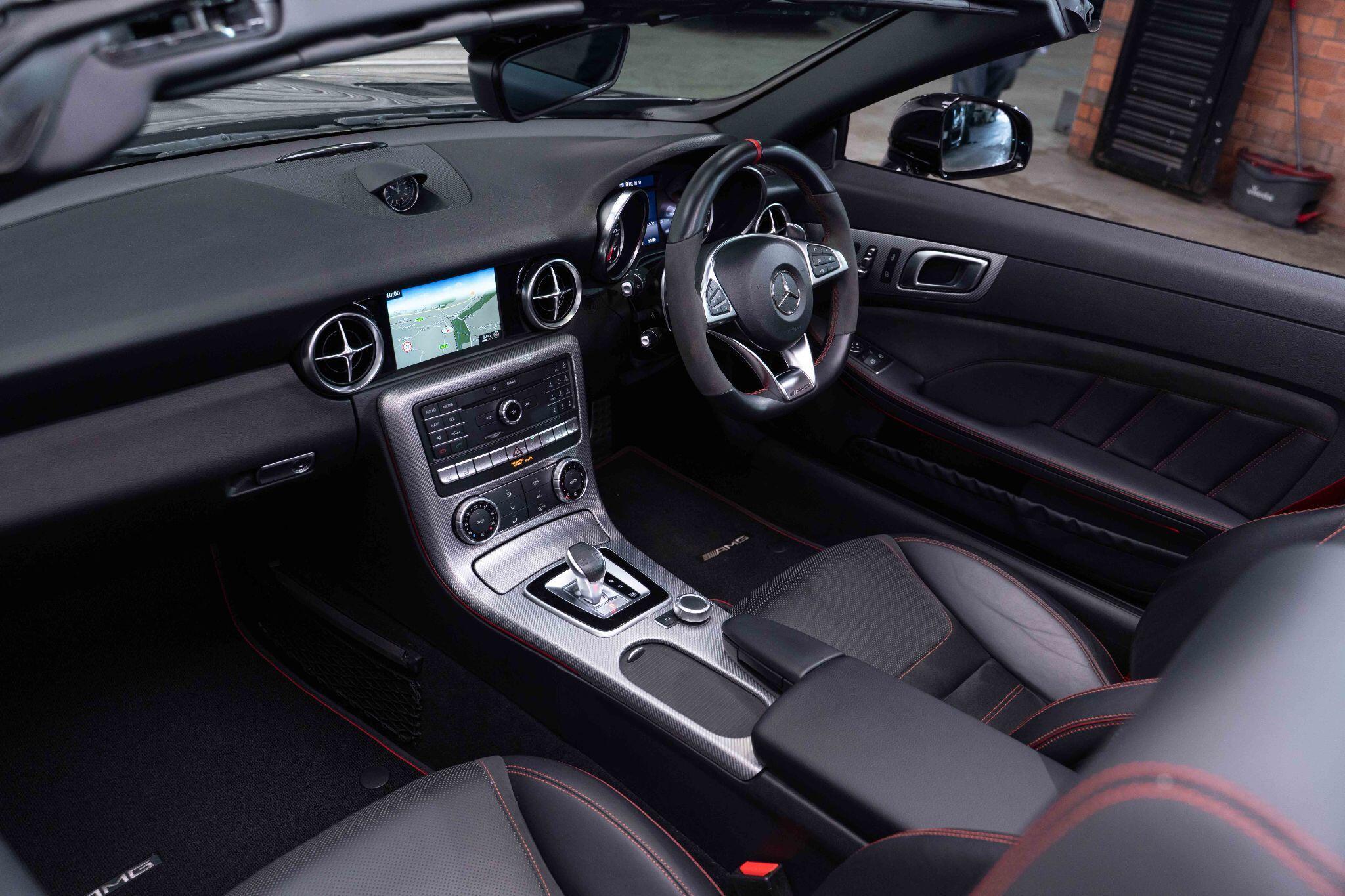 Mercedes SLC - Image 13