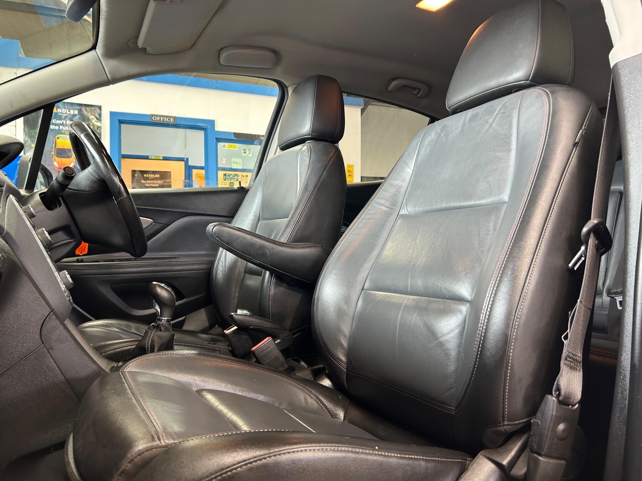 Vauxhall Mokka - Image 17