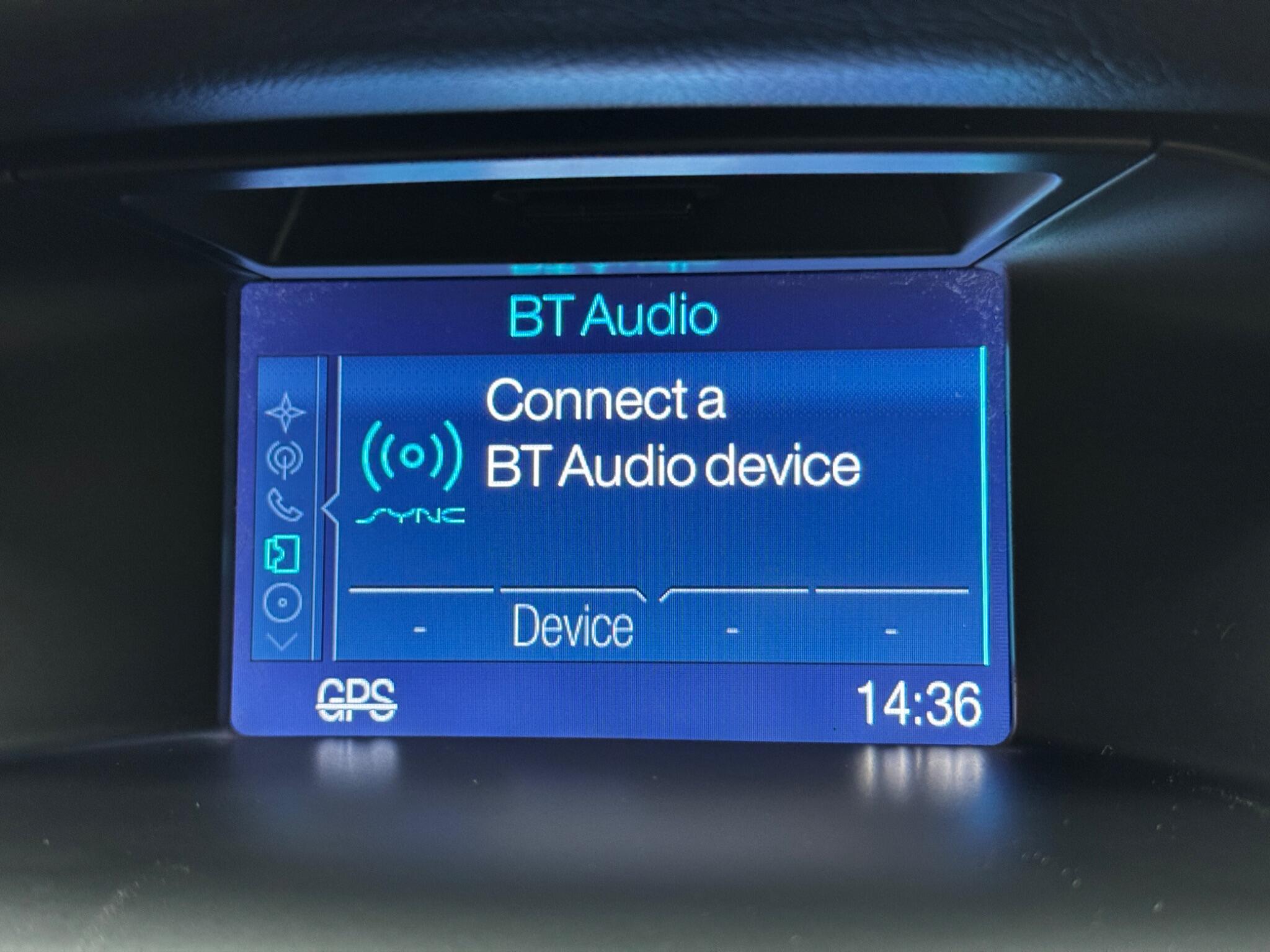 Ford Focus - Image 26