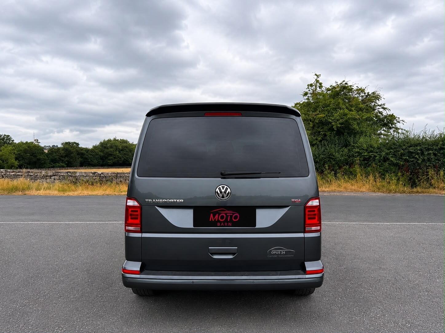 Volkswagen Transporter - Image 6