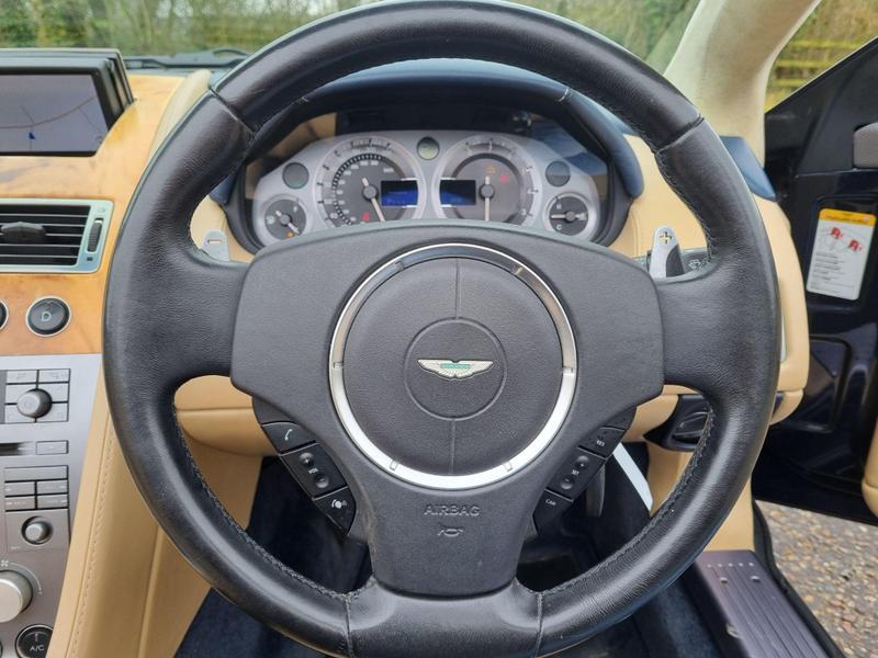 Aston Martin DB9 - Image 8