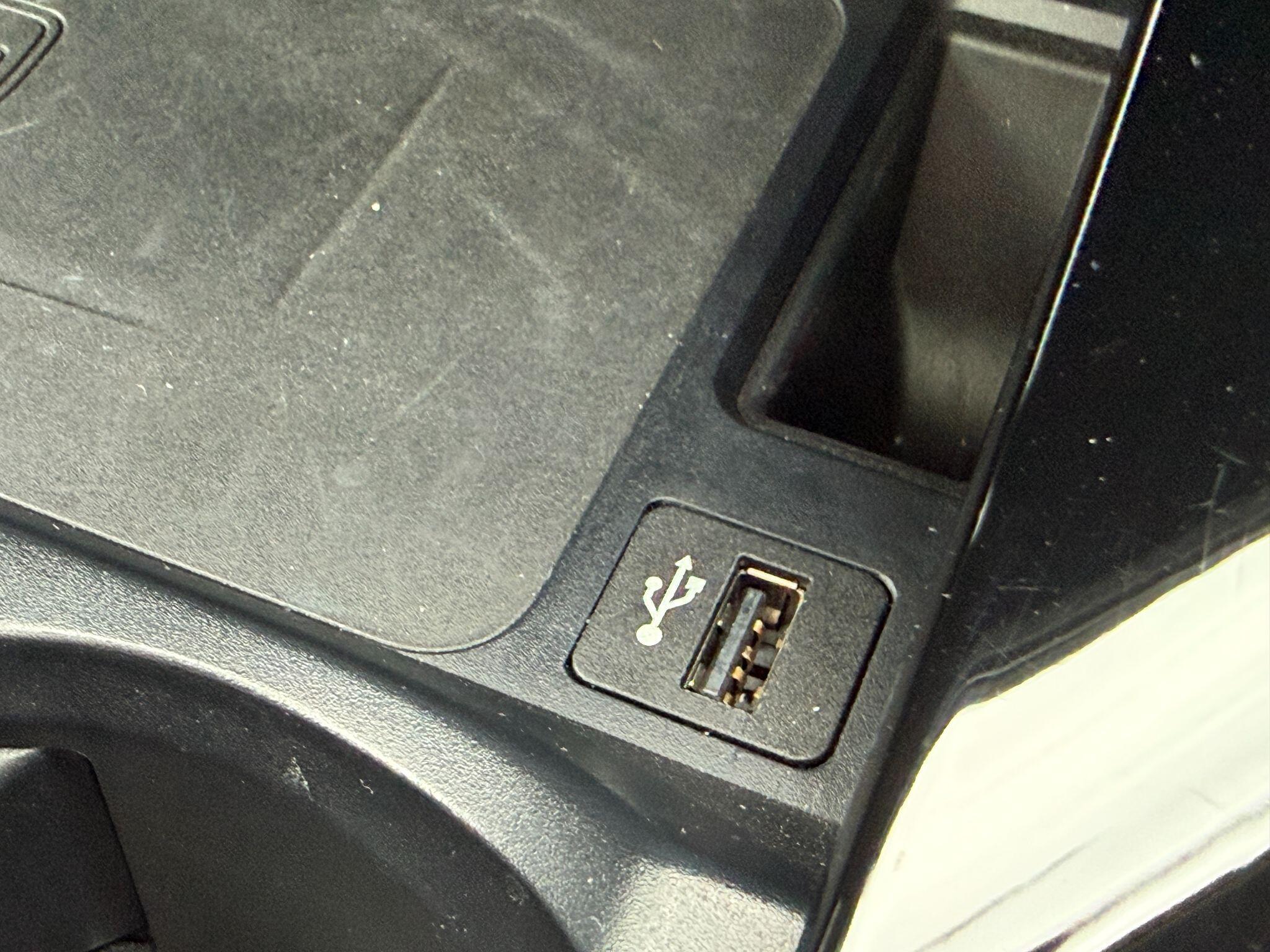 BMW X3 - Image 71