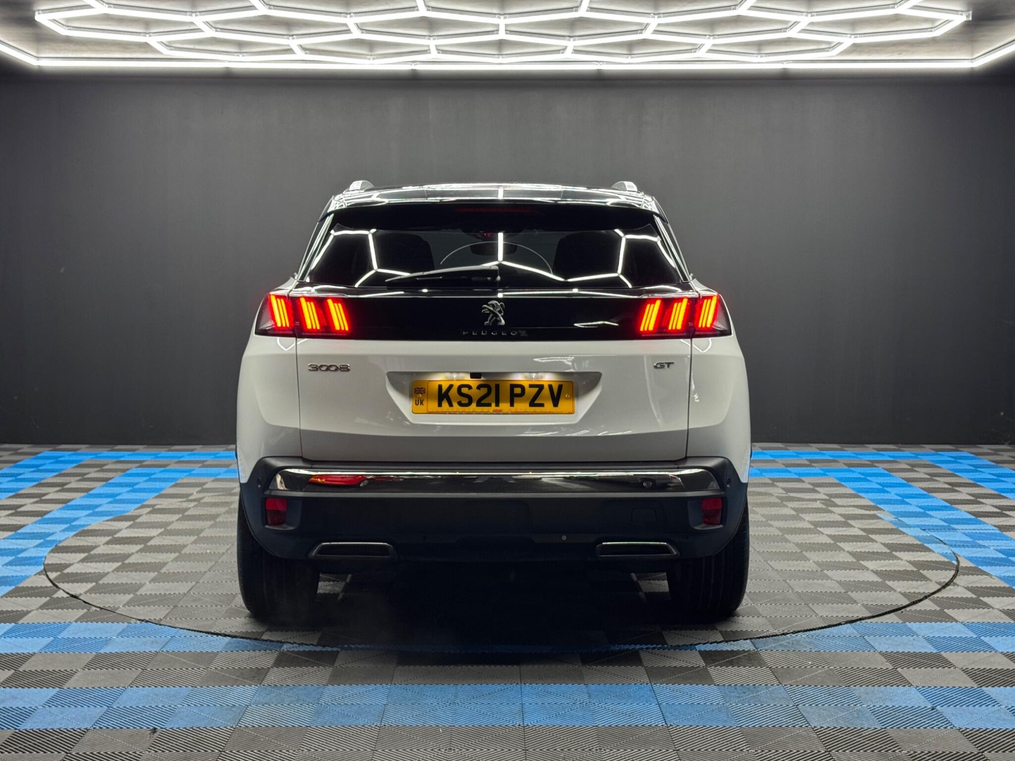 Peugeot 3008 - Image 6