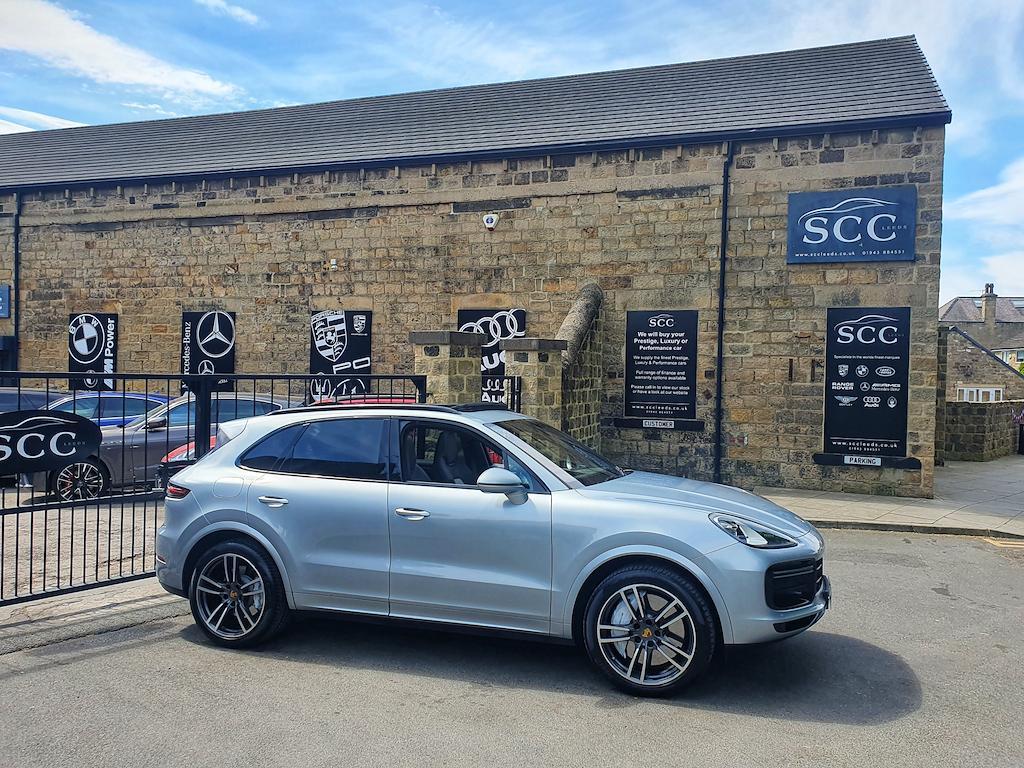 Porsche Cayenne - Image 12