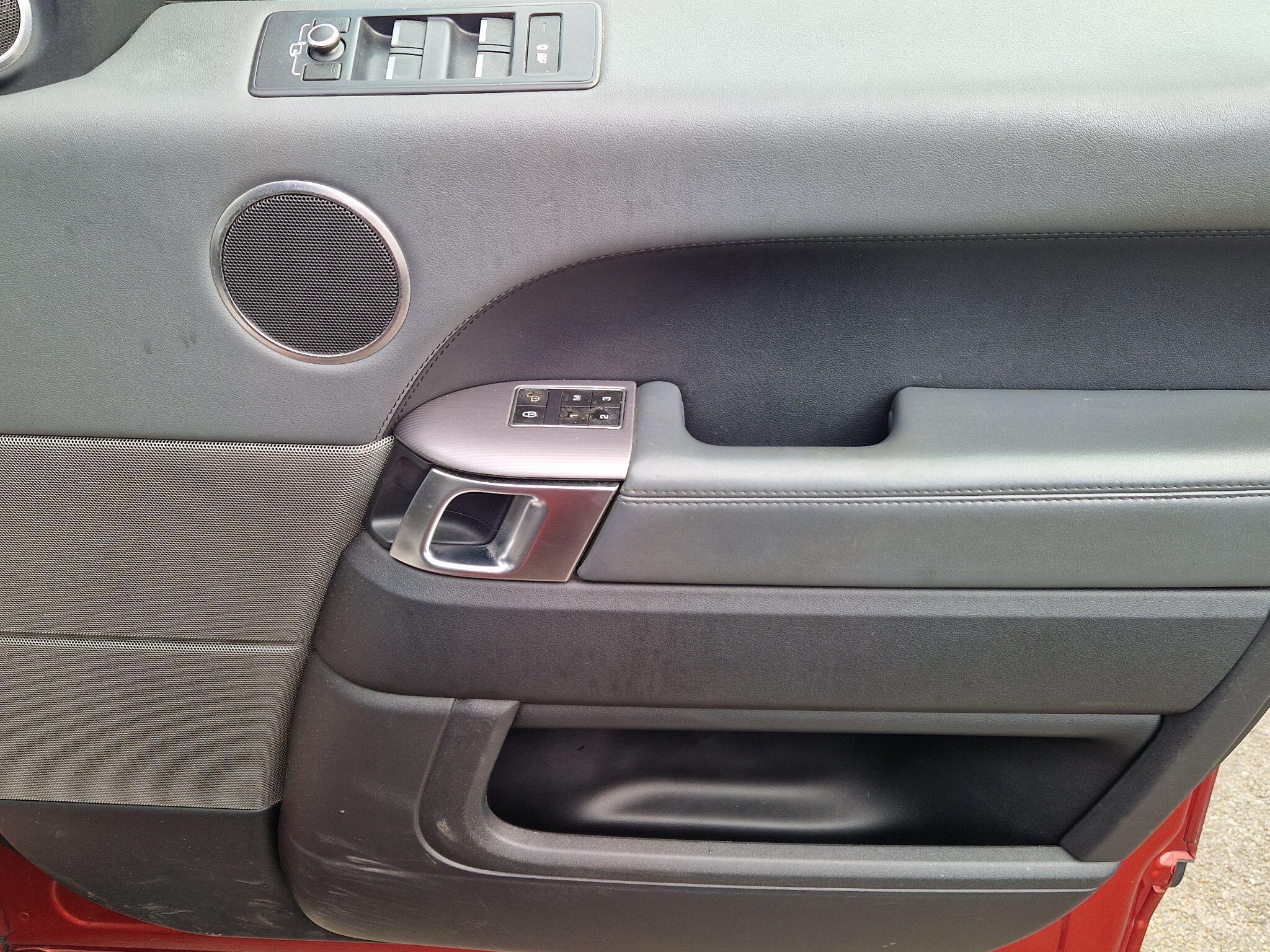 Land Rover RANGE ROVER SPORT - Image 29