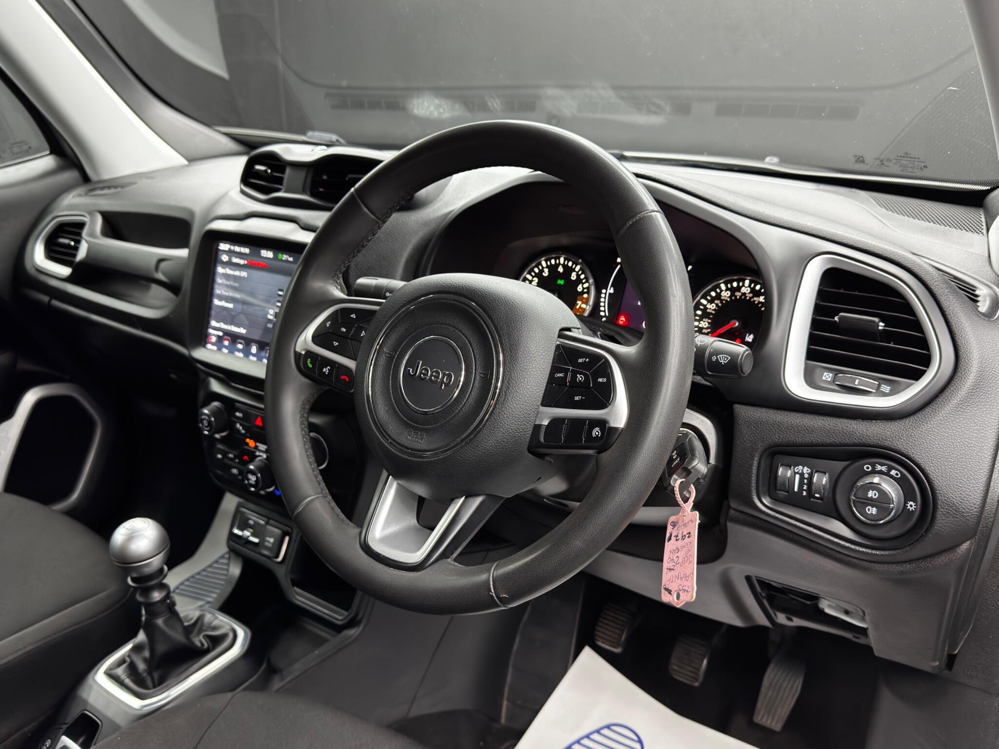 Jeep Renegade - Image 9