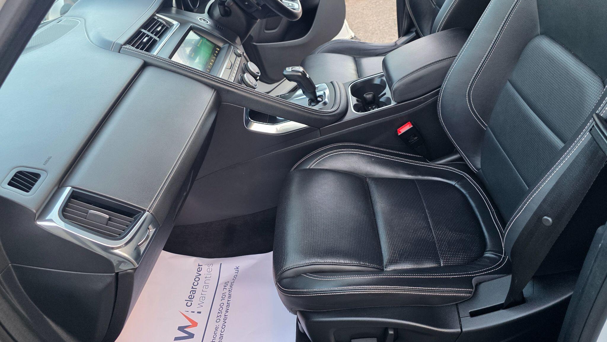 Jaguar E-Pace - Image 31