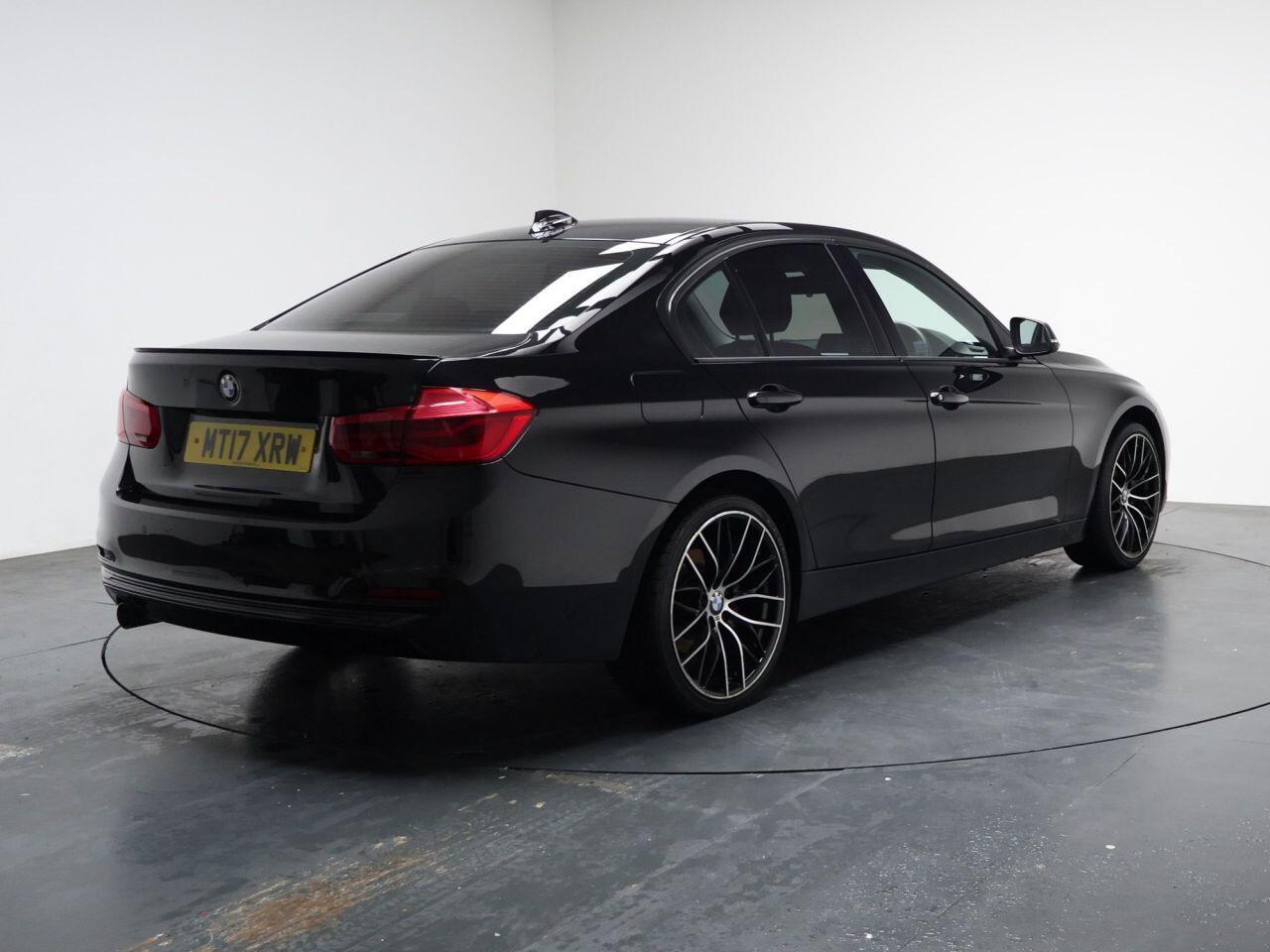 BMW 3 Series - Image 12