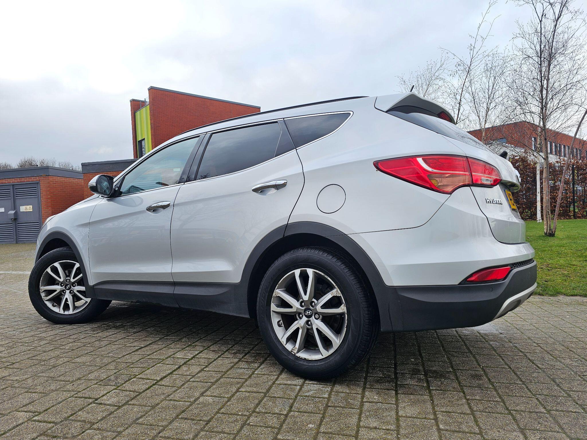 Hyundai Santa Fe - Image 4
