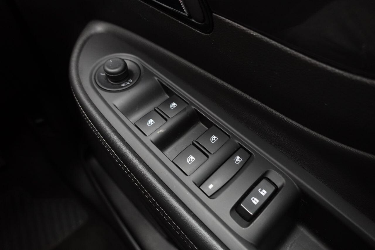 Vauxhall Mokka X - Image 40