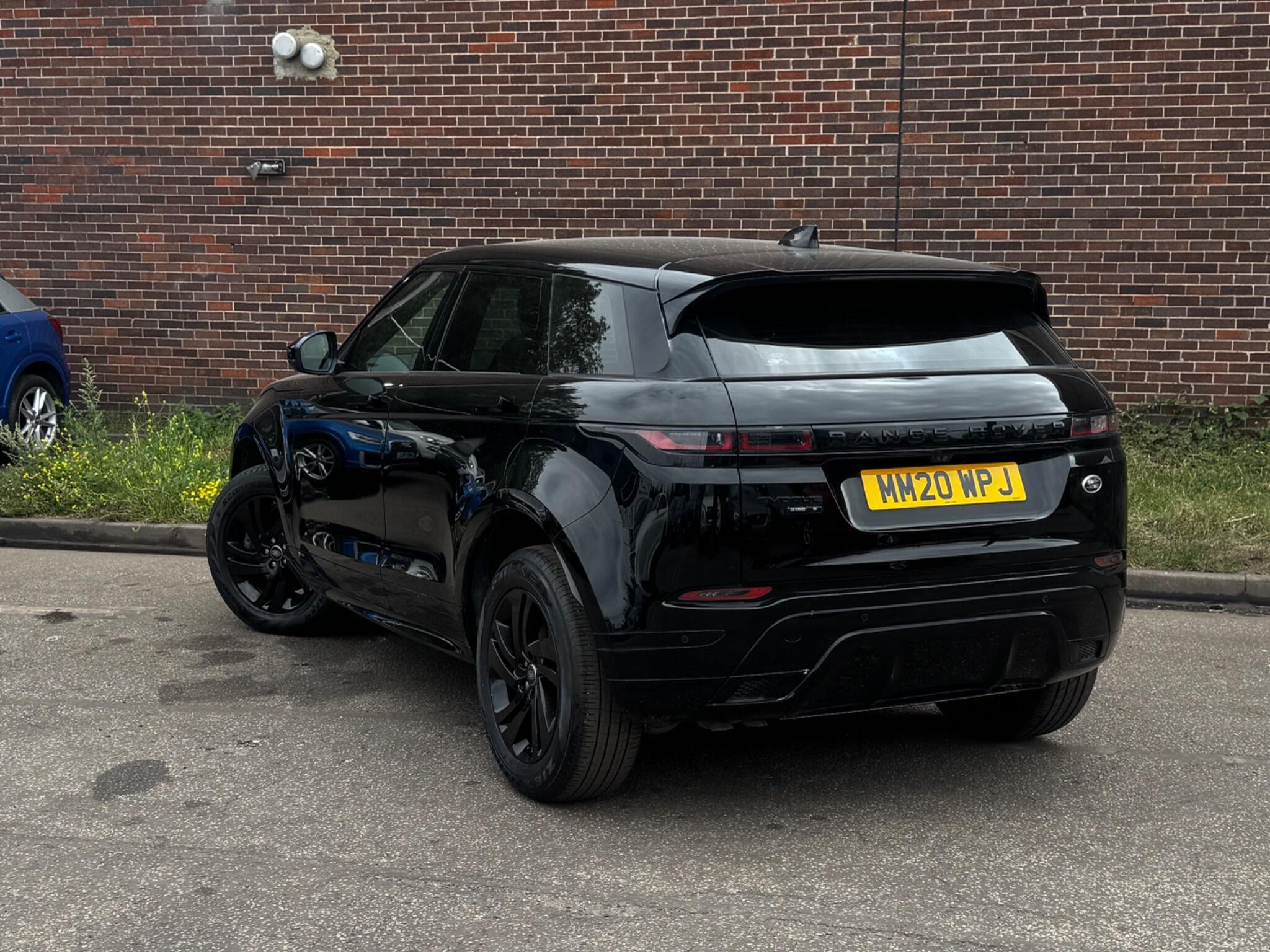 Land Rover Range Rover Evoque - Image 11