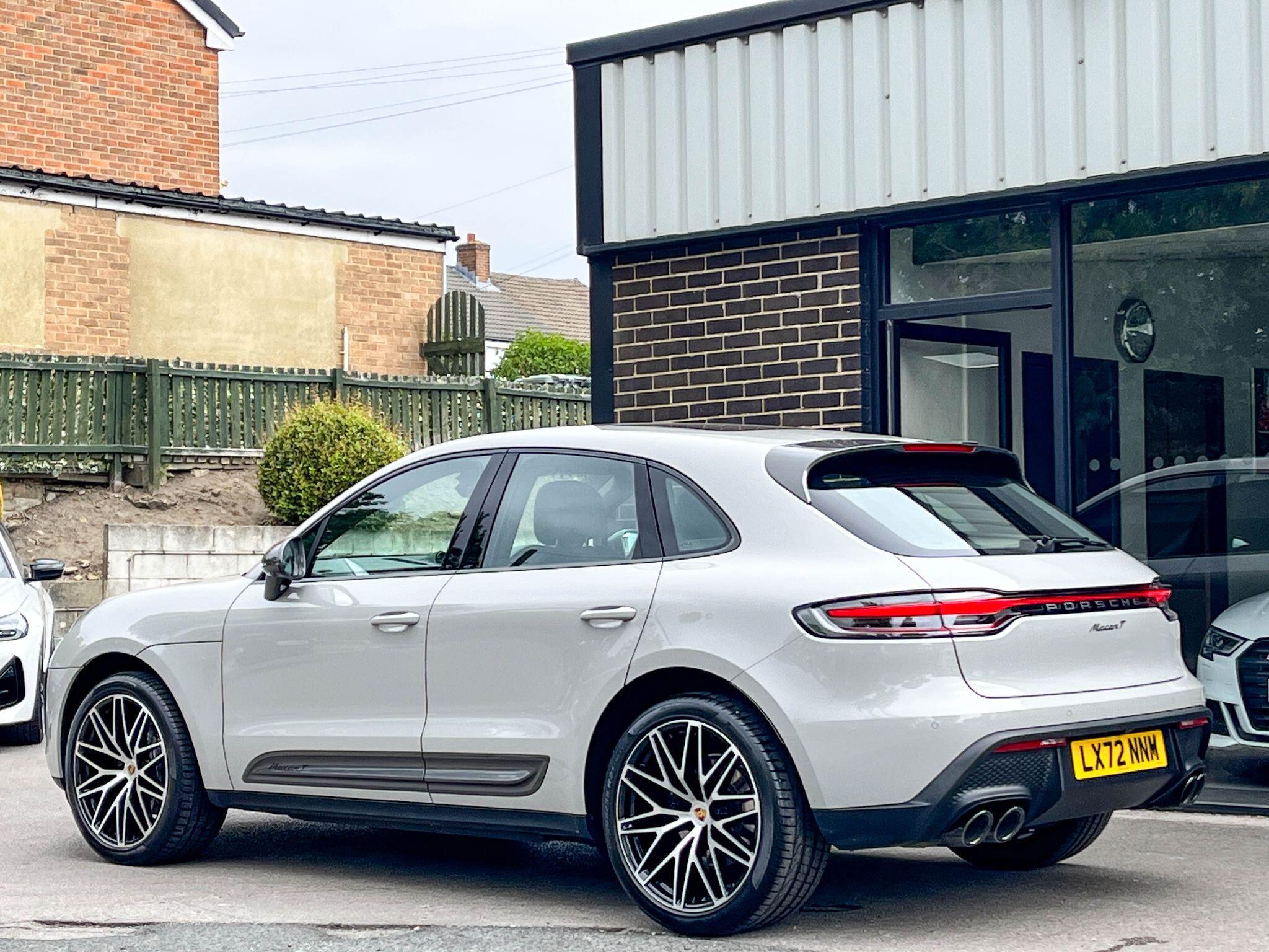 Porsche Macan - Image 4