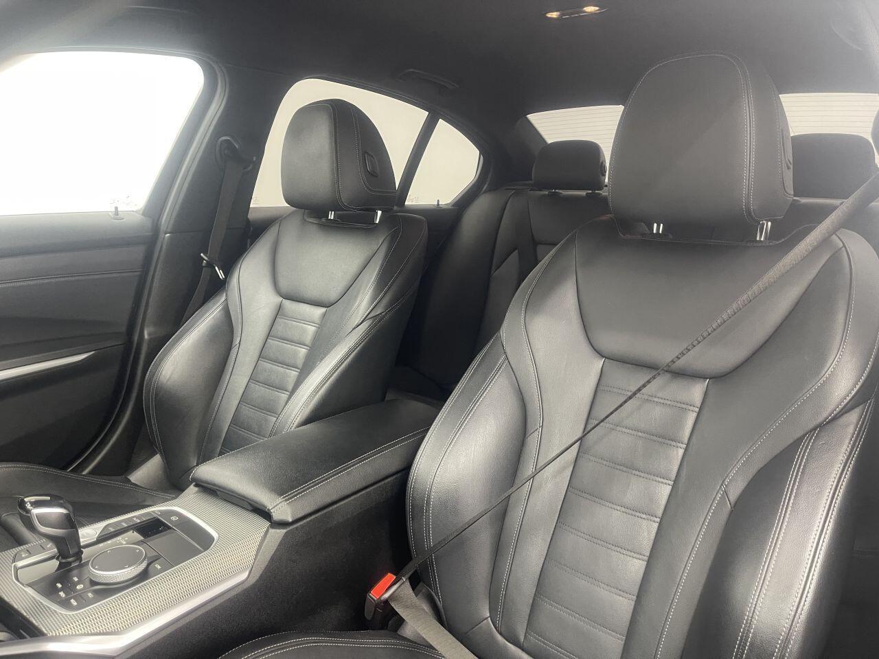 BMW 3 Series - Image 2