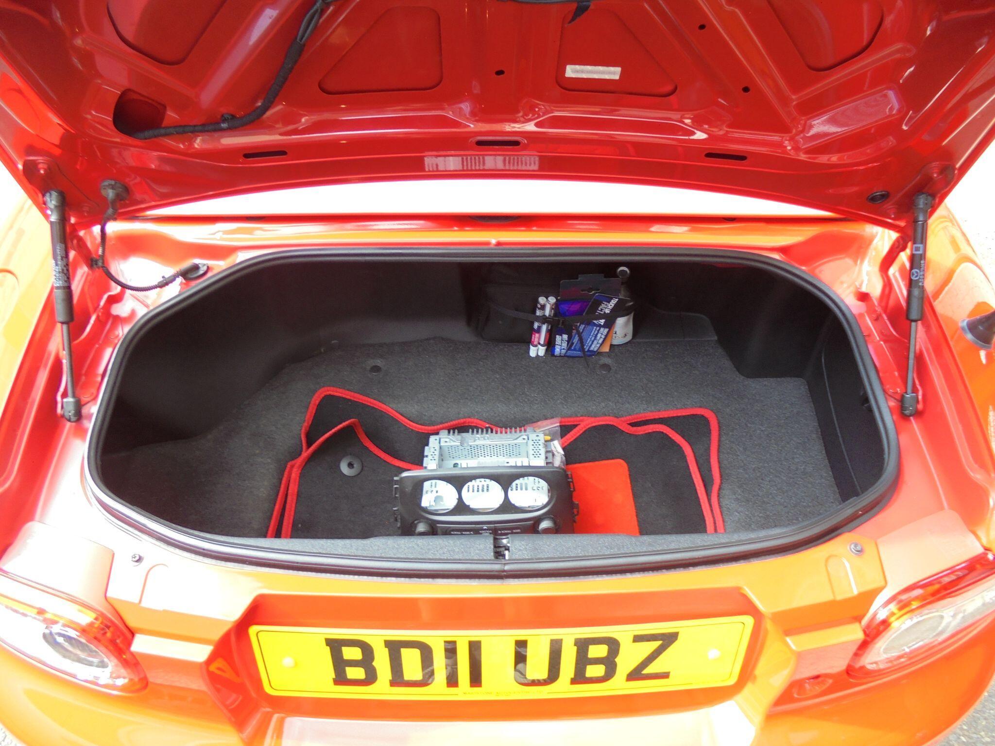 Mazda MX-5 - Image 19