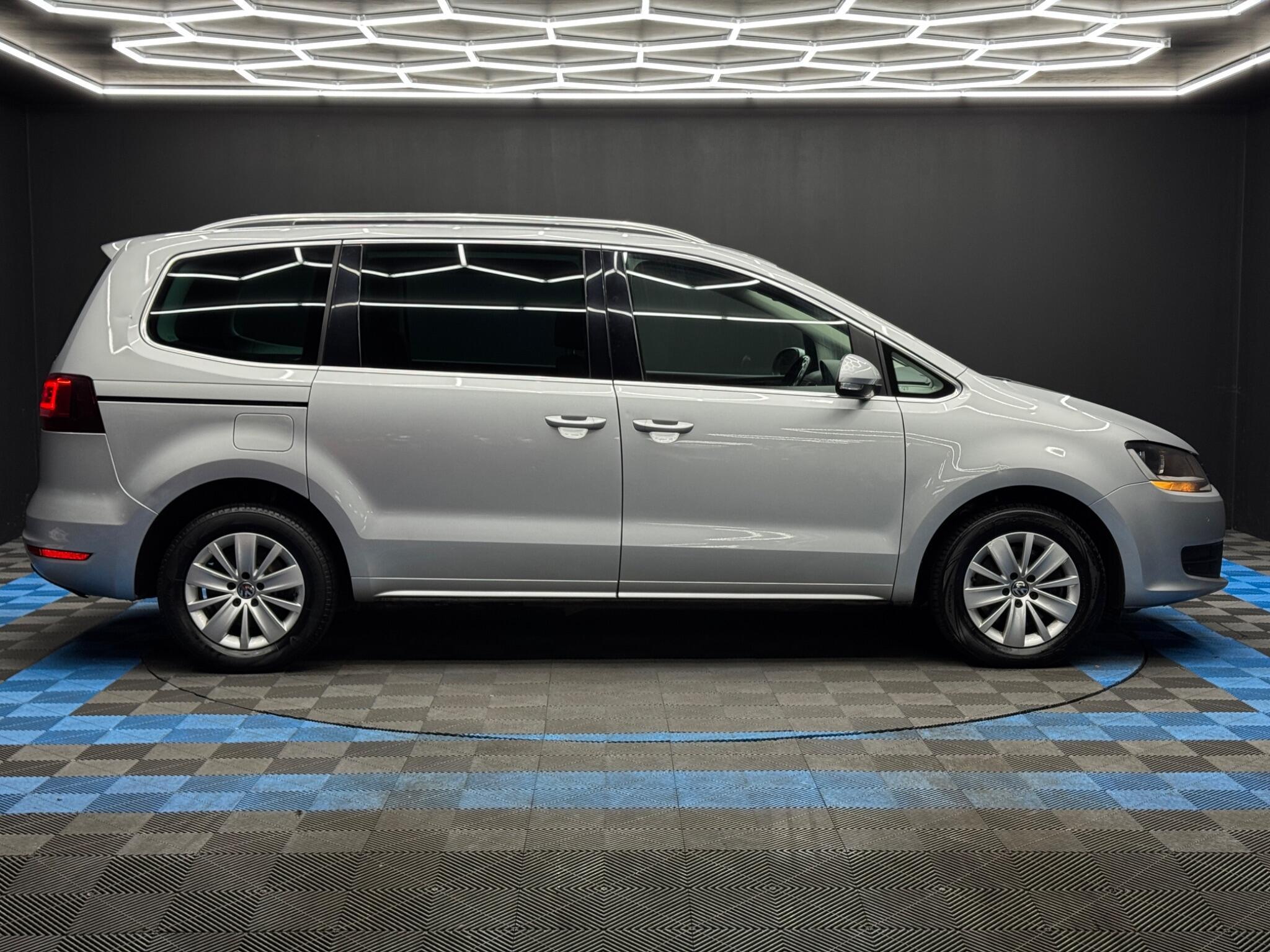 Volkswagen Sharan - Image 5