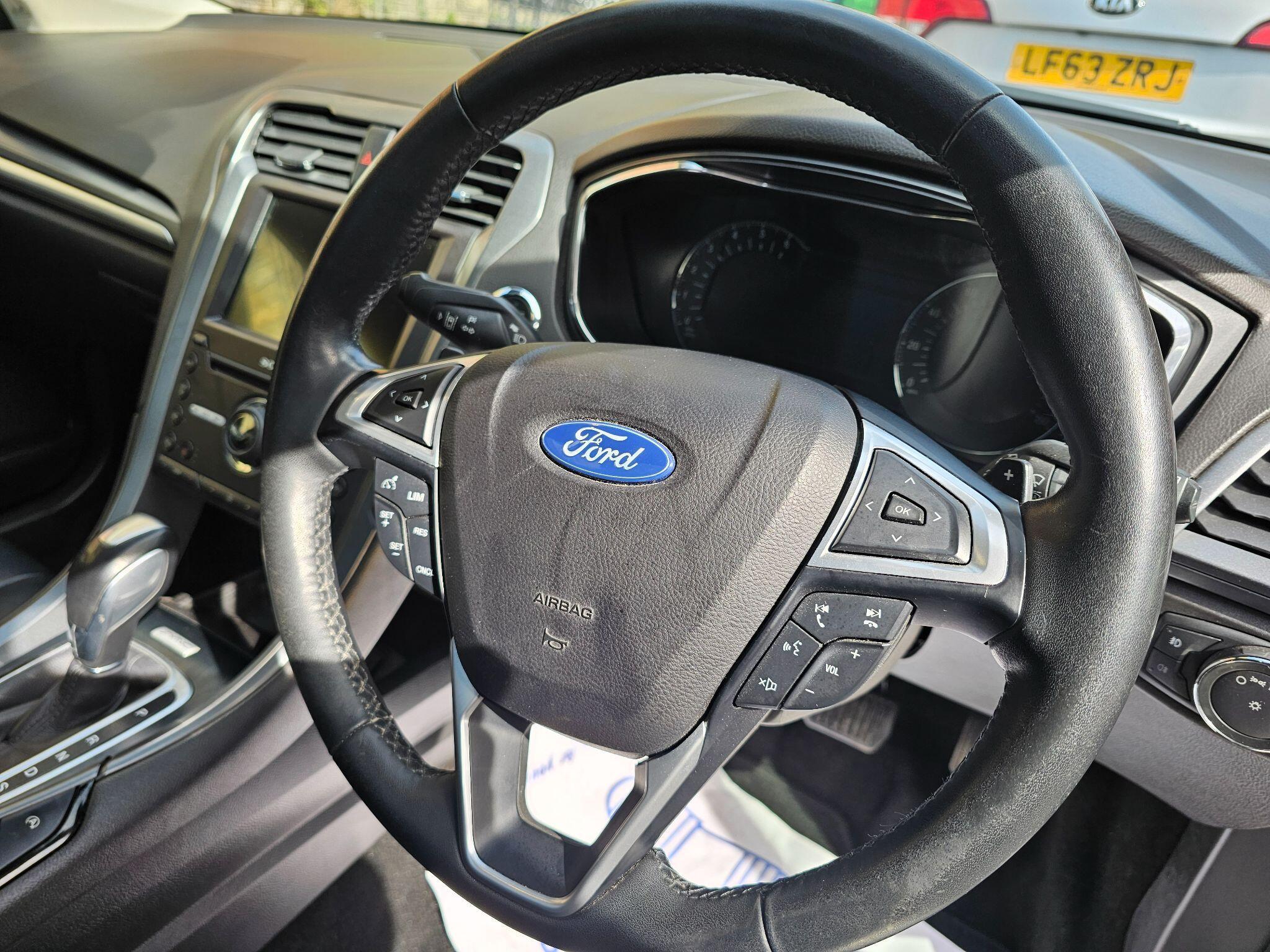 Ford Mondeo - Image 16