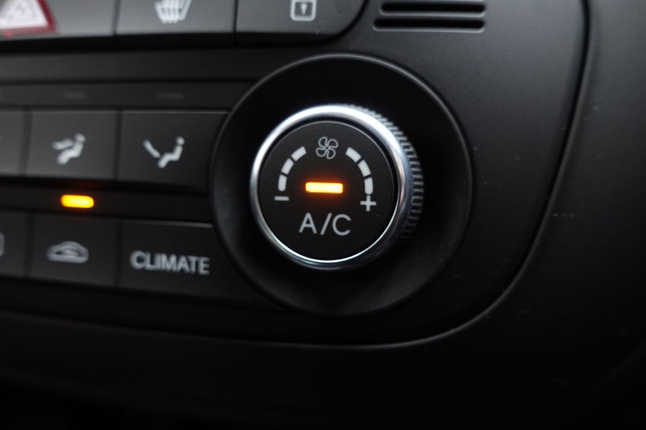 Kia Venga - Image 36