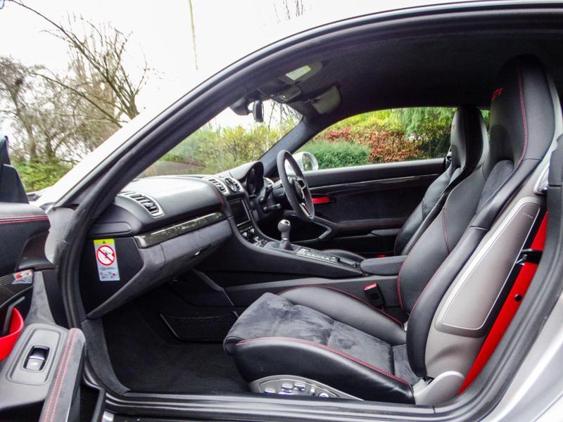 Porsche Cayman - Image 3