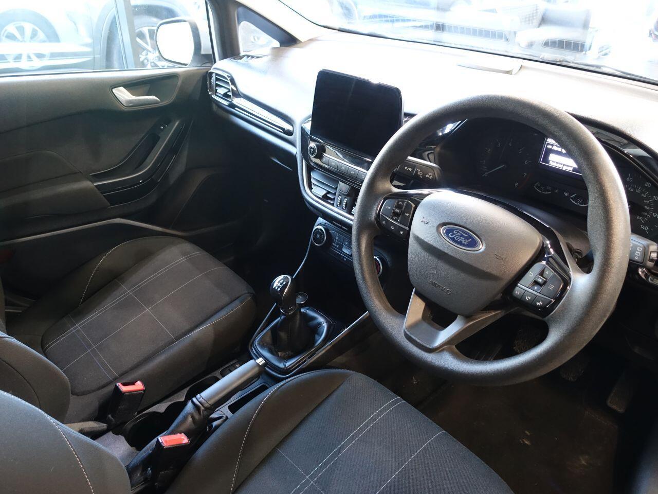 Ford Fiesta - Image 3