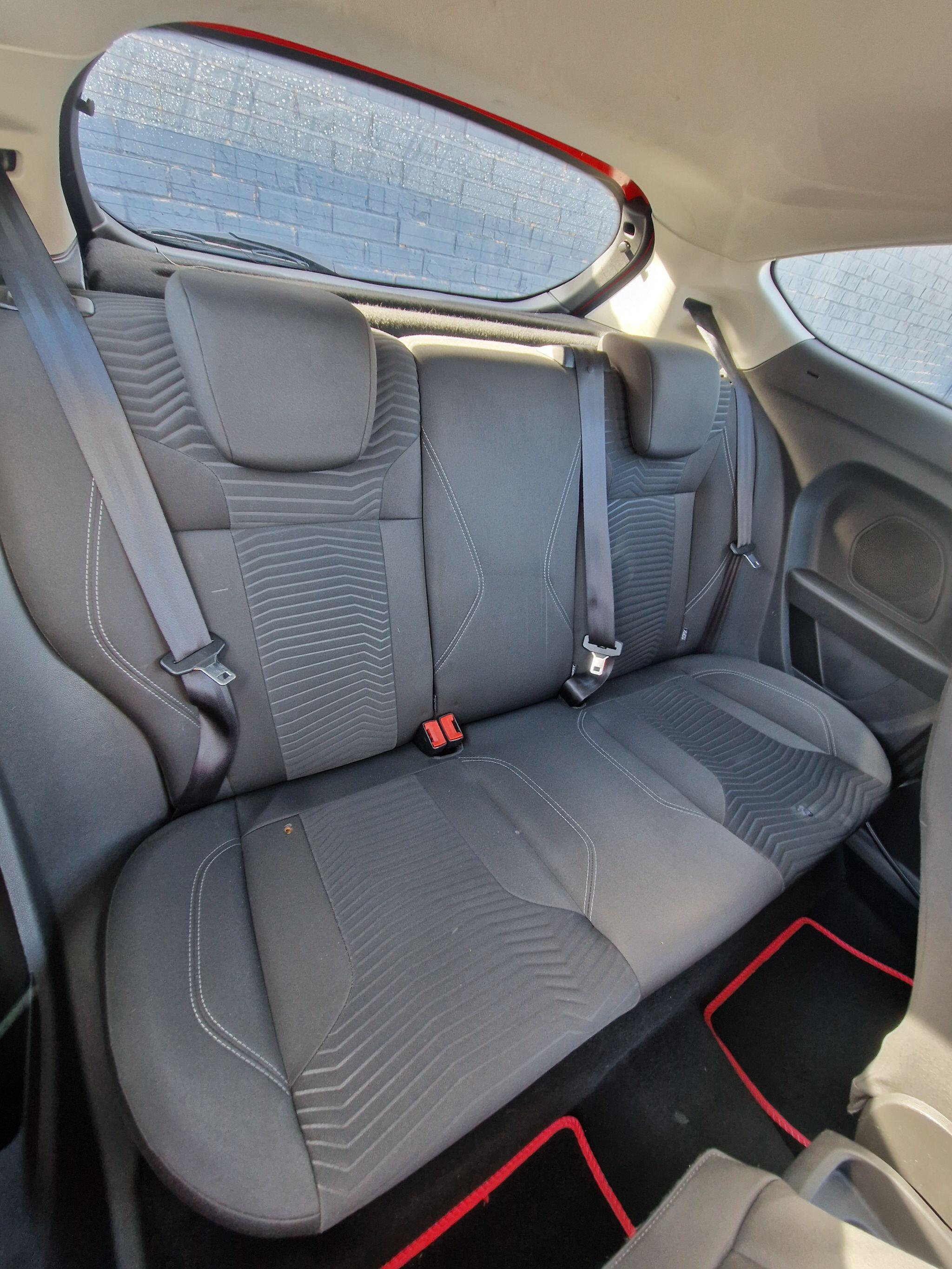 Ford Fiesta - Image 33