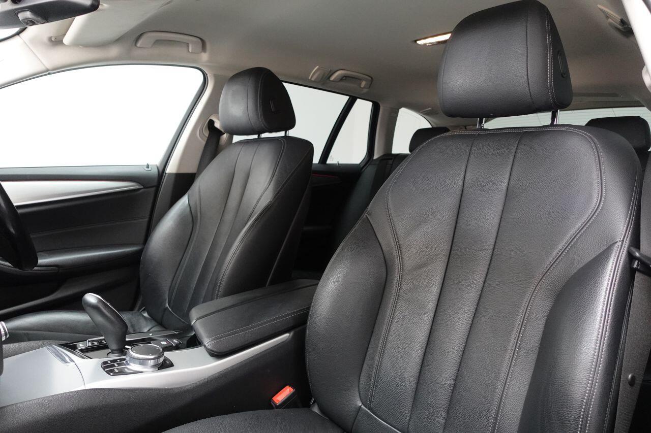 BMW 5 Series - Image 17