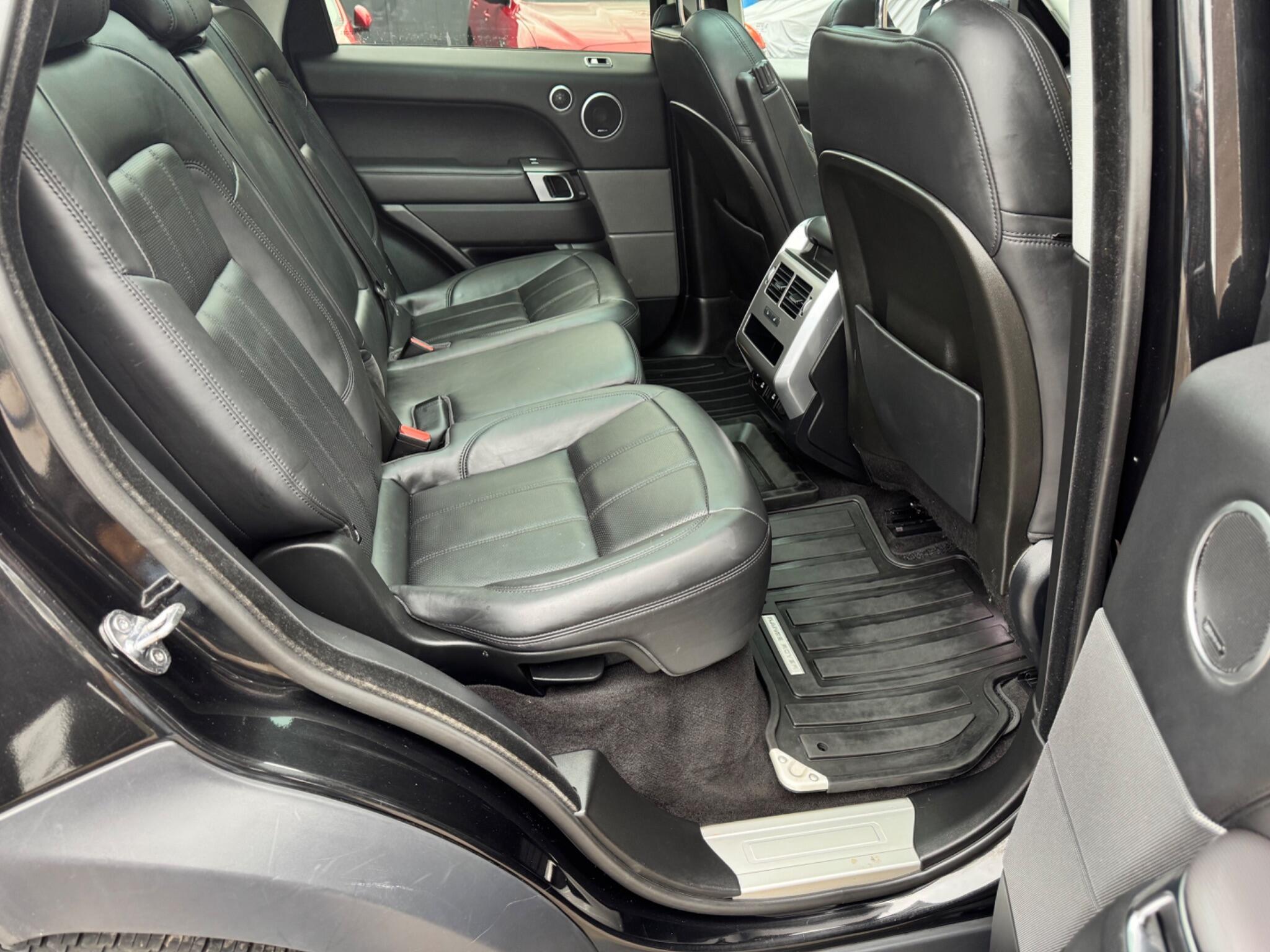 Land Rover RANGE ROVER SPORT - Image 31