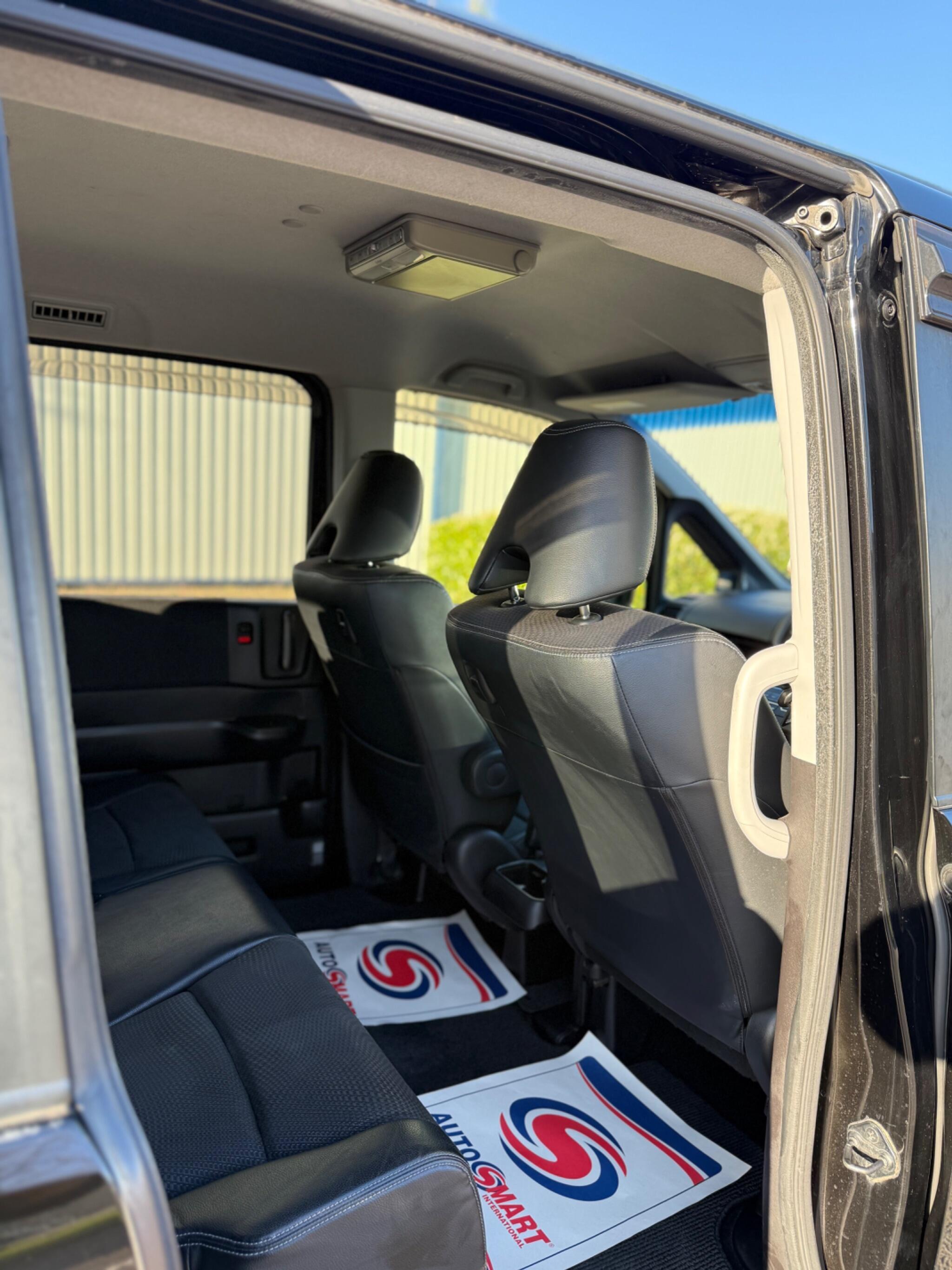 Honda Stepwagon - Image 22