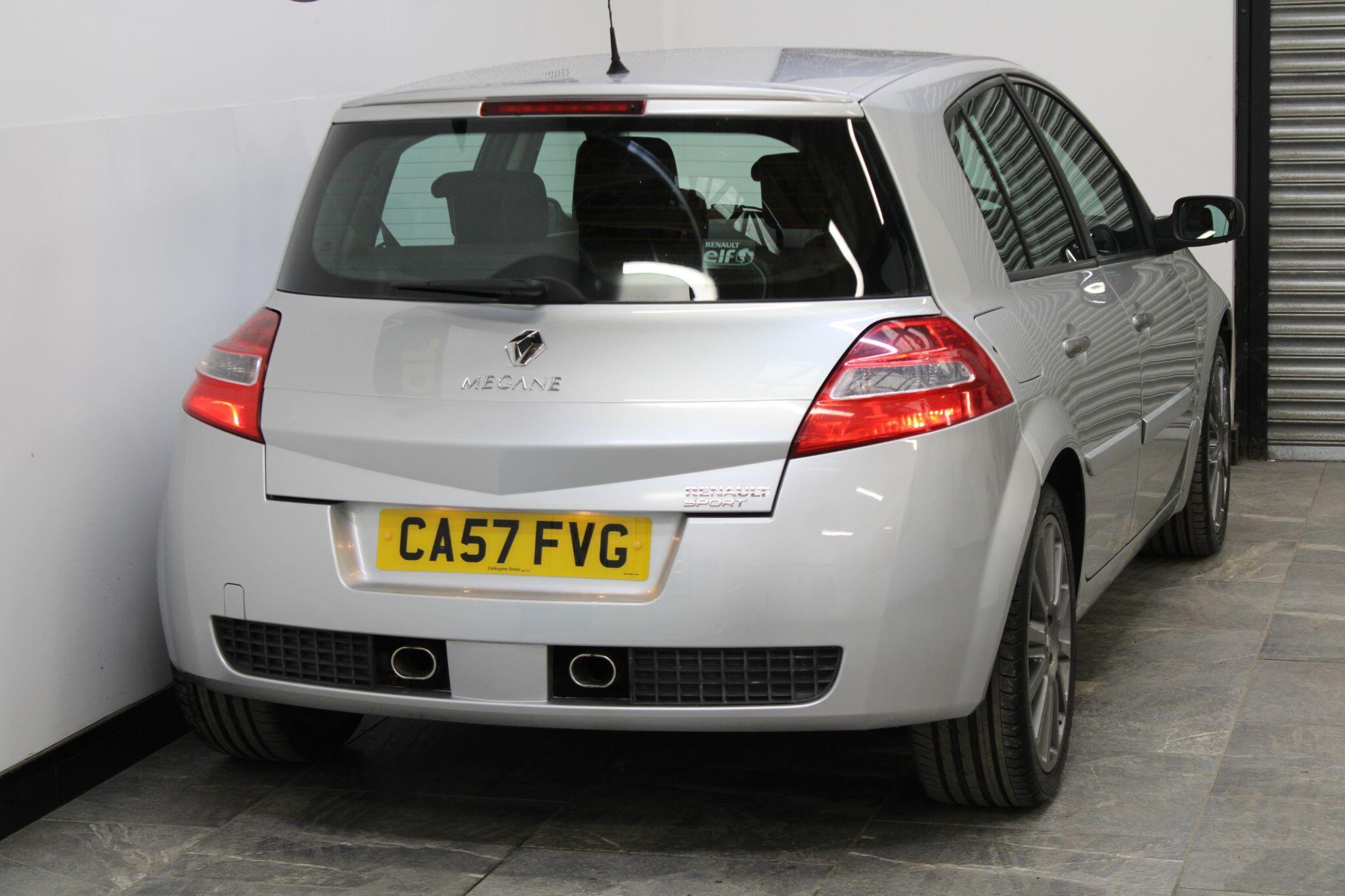 Renault Megane - Image 21