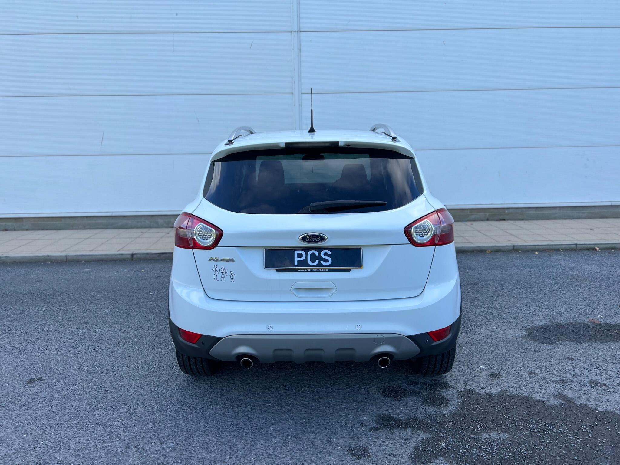 Ford Kuga - Image 8