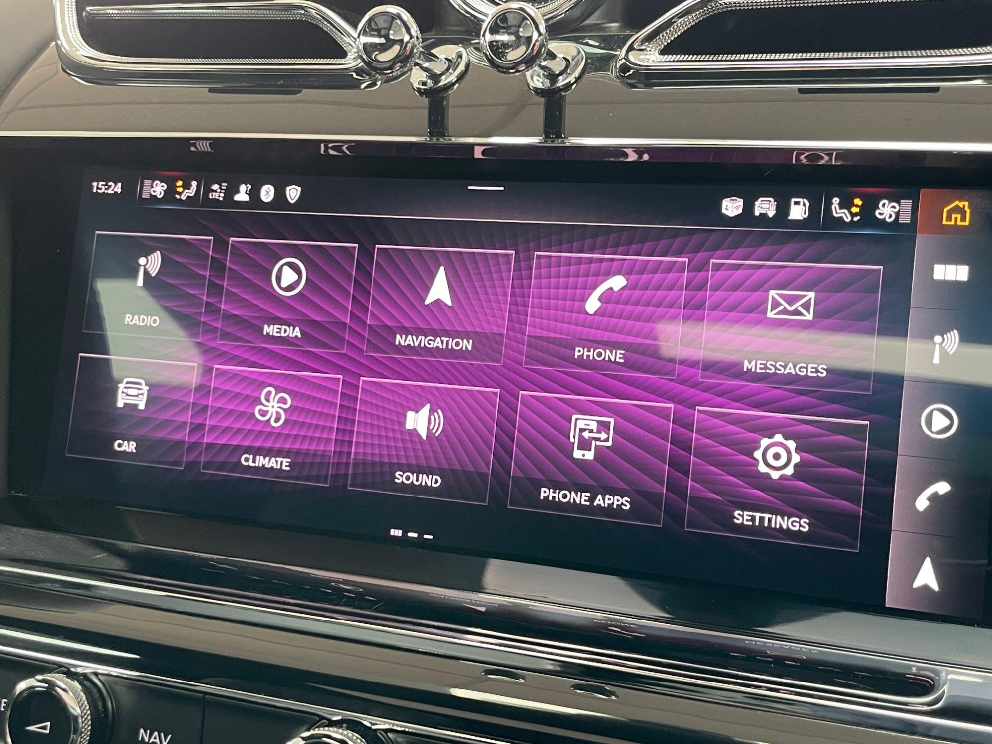 Bentley Bentayga - Image 54