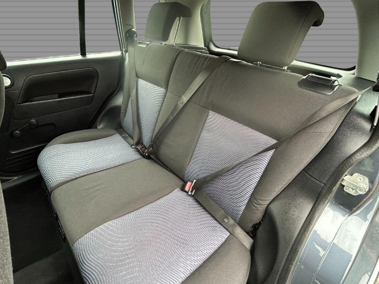 Ford Fusion - Image 18