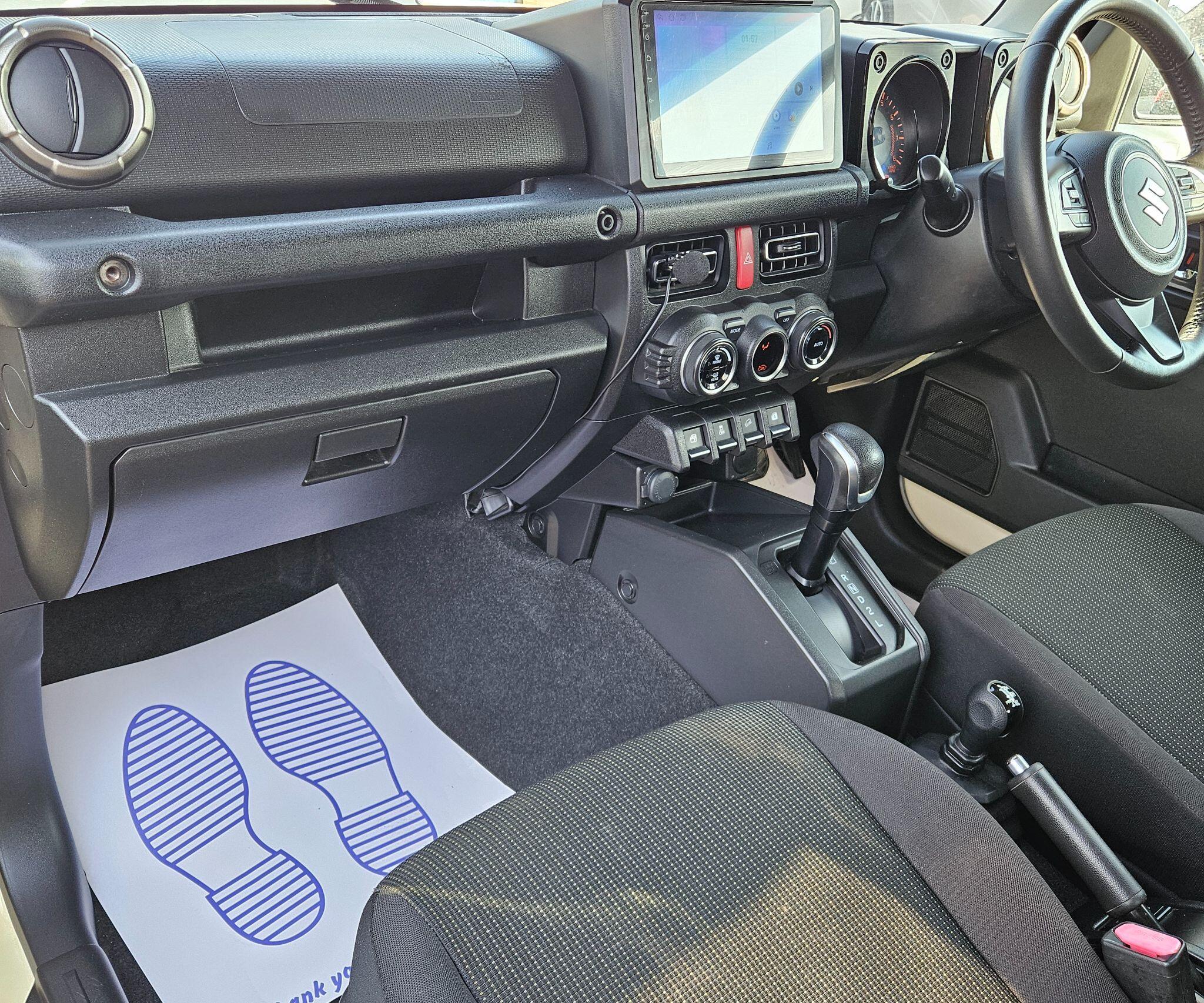 Suzuki Jimny - Image 18