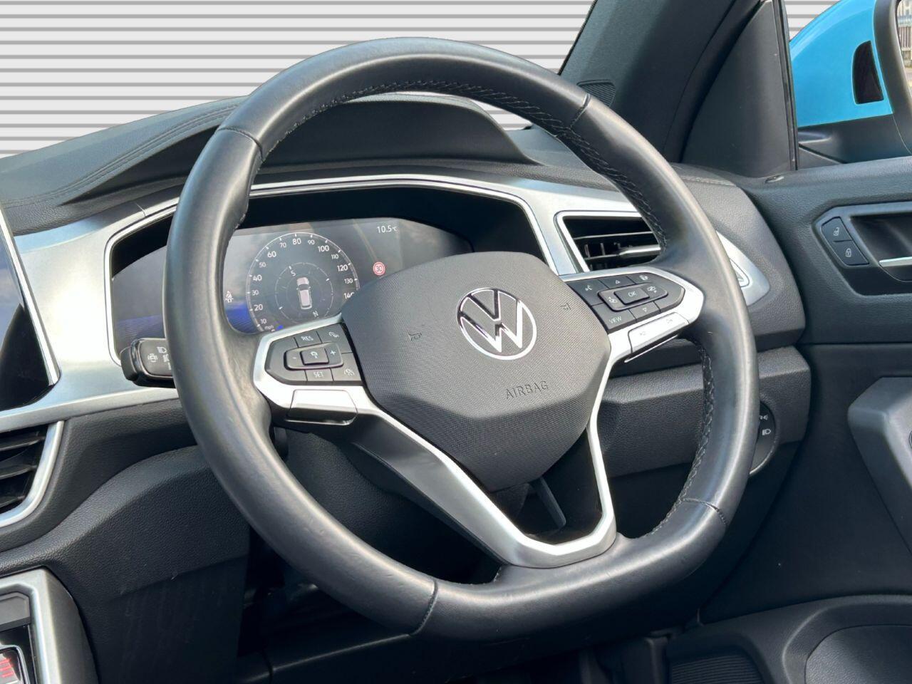 Volkswagen T-Roc - Image 22