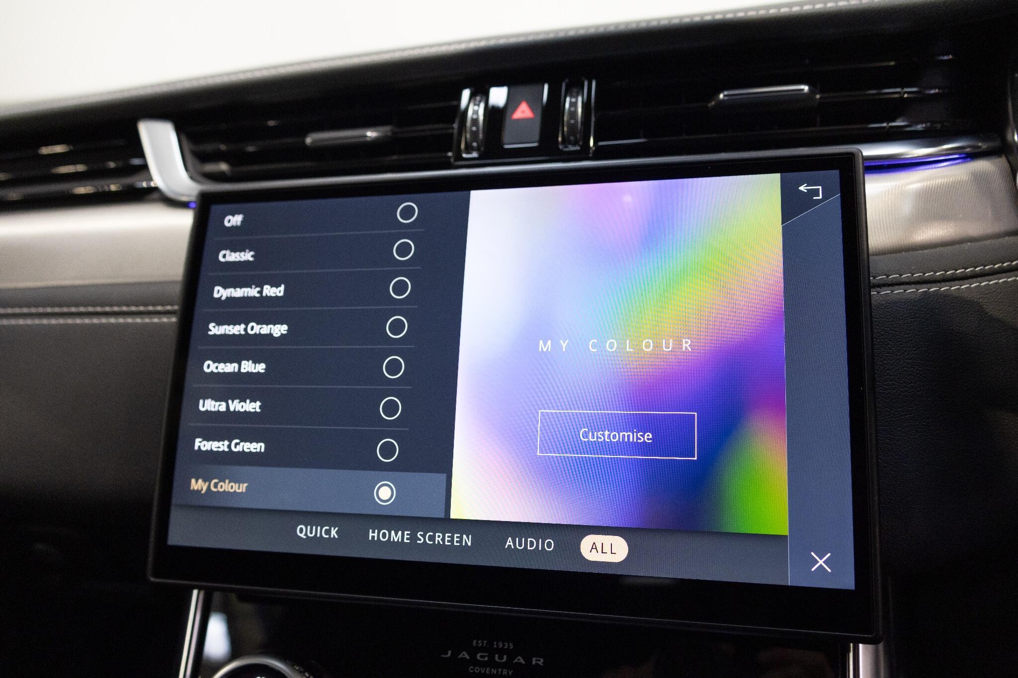 Jaguar XF - Image 17