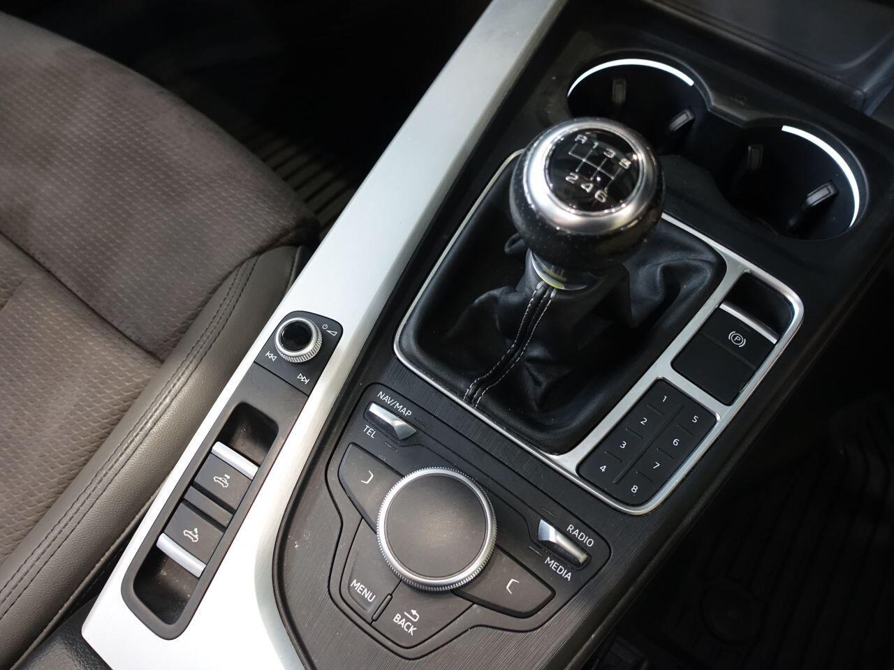 Audi A5 CABRIOLET - Image 19