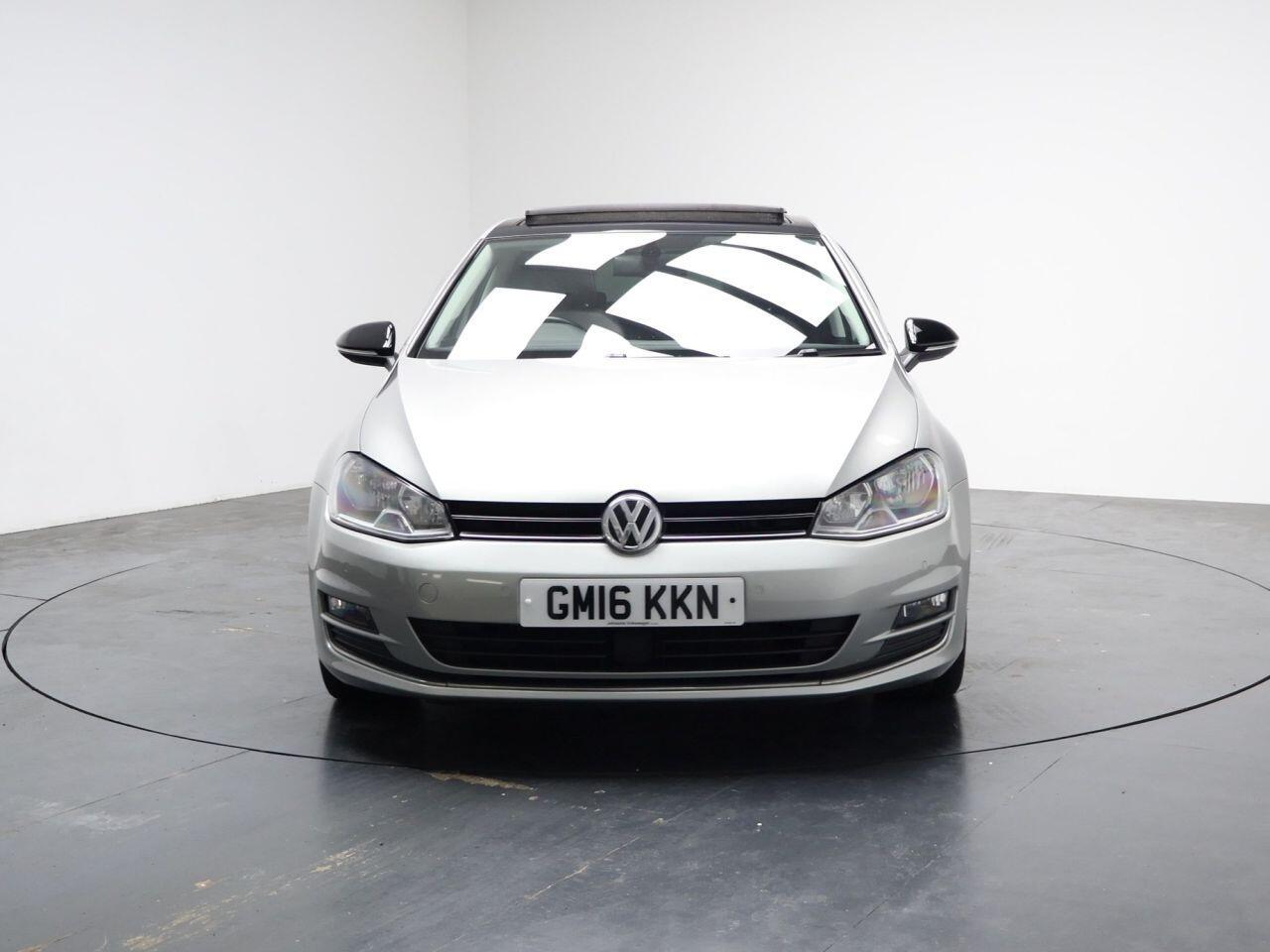 Volkswagen Golf - Image 5