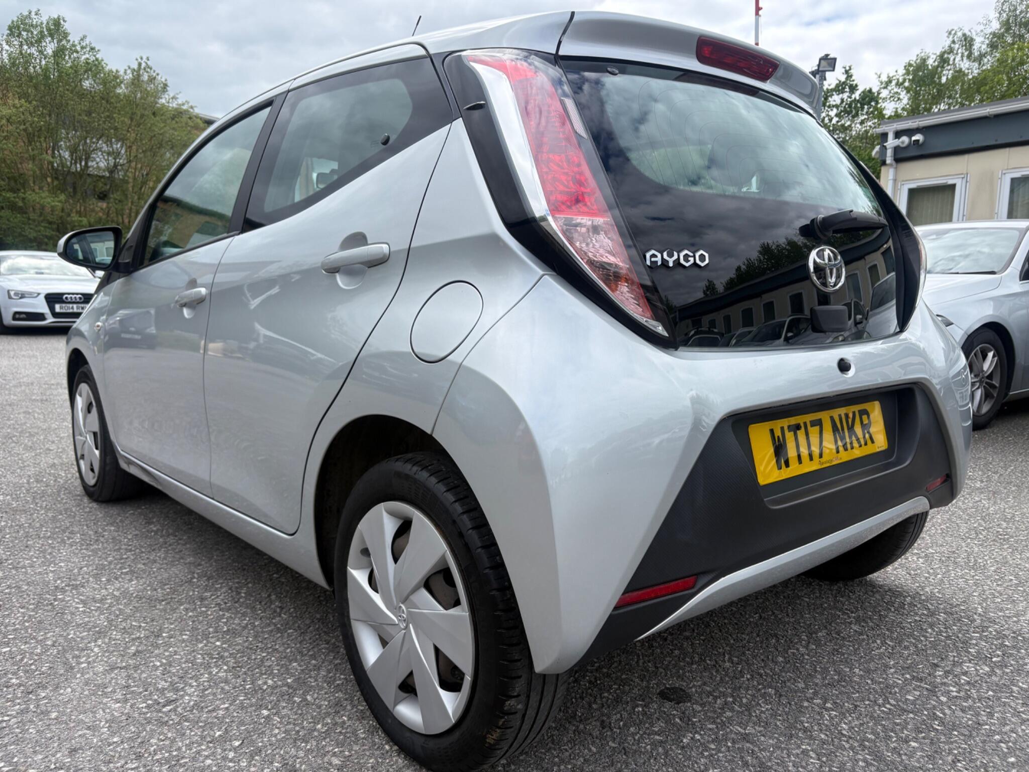Toyota Aygo - Image 12