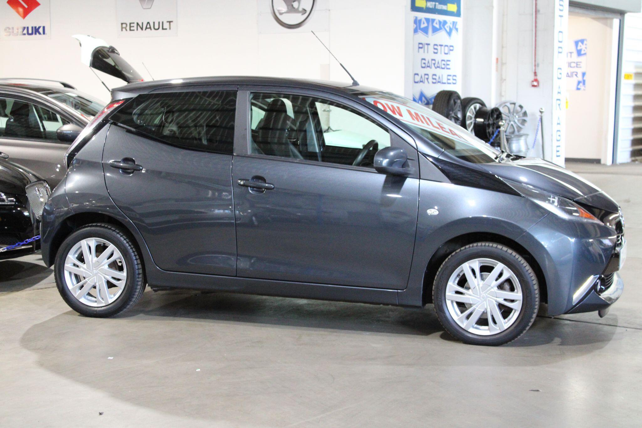 Toyota Aygo - Image 14