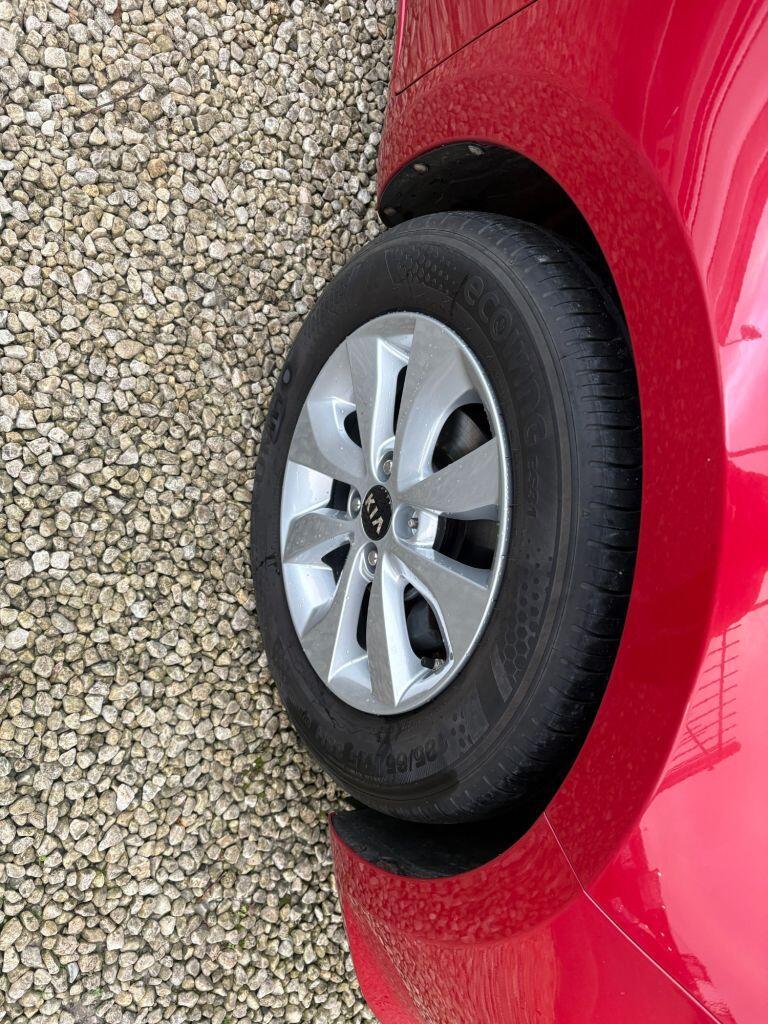 Kia Rio - Image 15