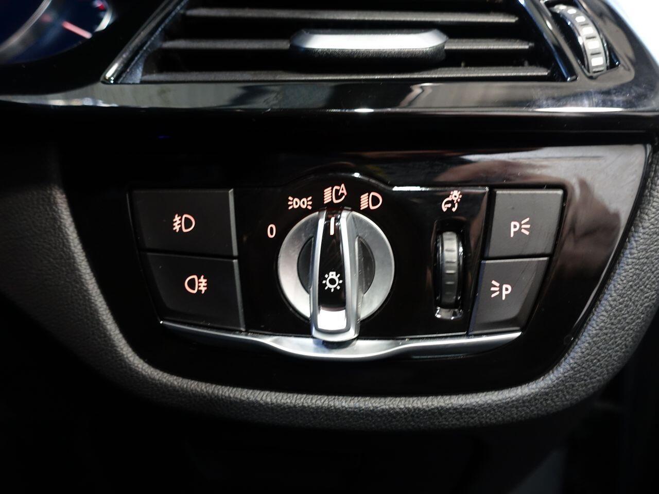 BMW 5 Series - Image 30