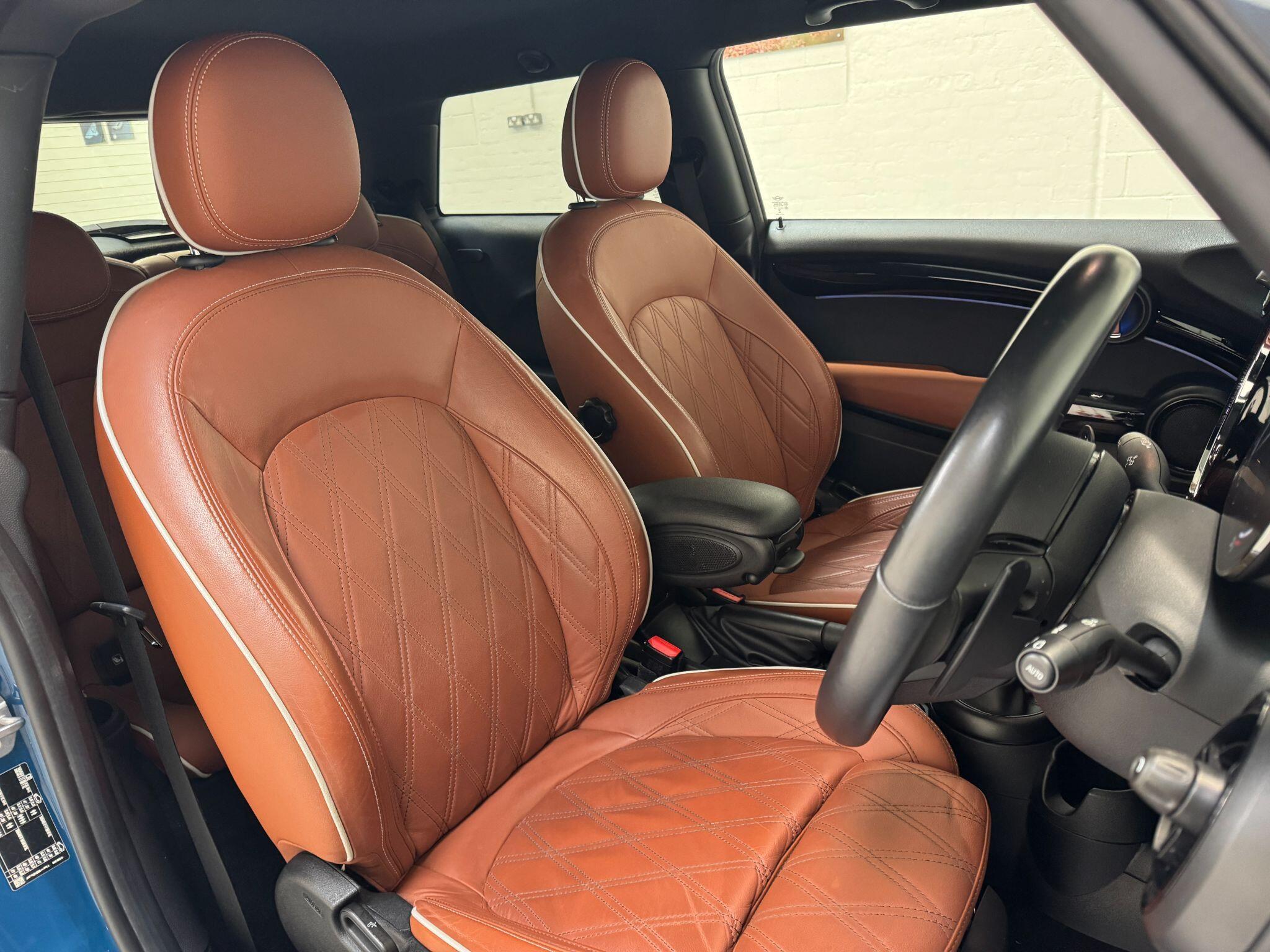 MINI Hatch - Image 19