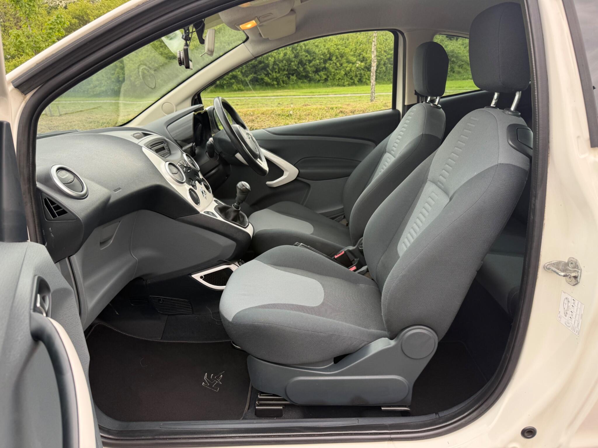 Ford KA - Image 7