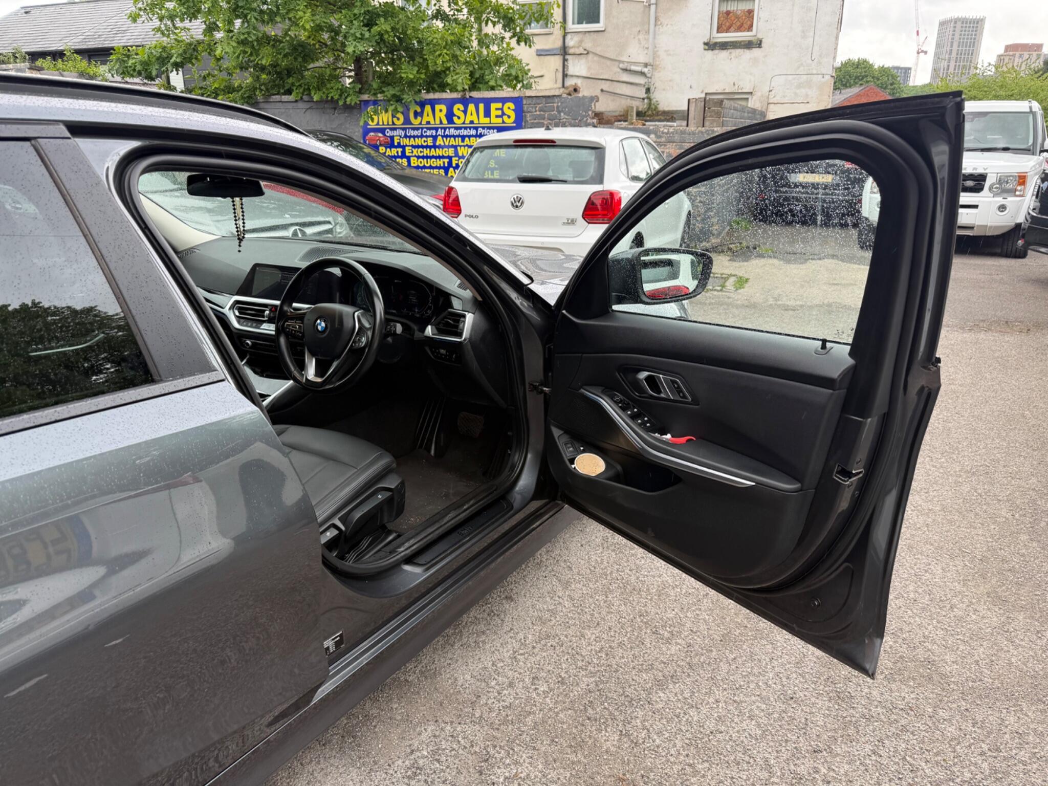 BMW 3 Series - Image 20