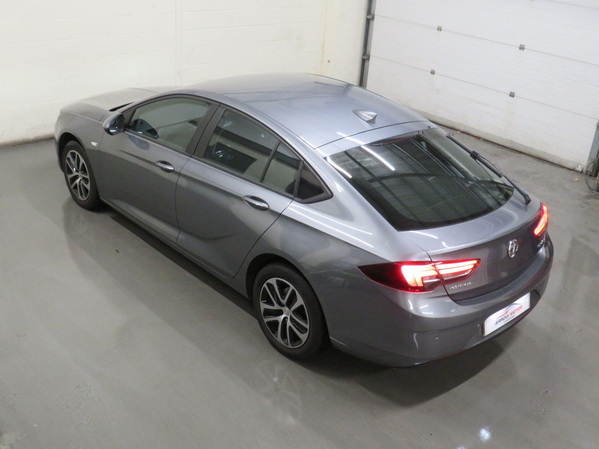 Vauxhall Insignia - Image 14